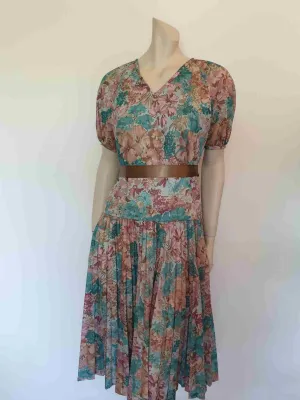 1970s Green Floral Pleated Dress by Janelle - Bust 89 cm