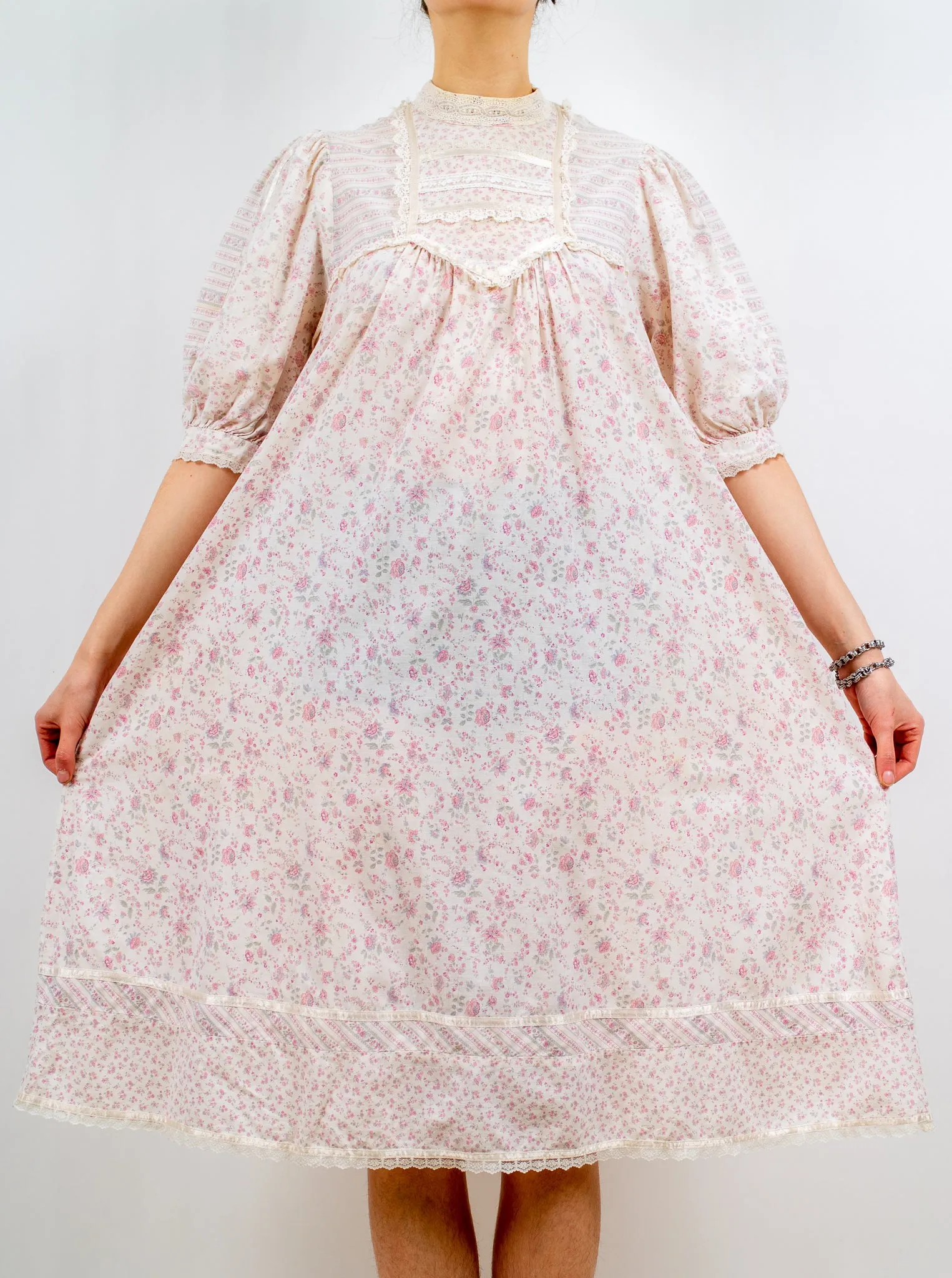 1970's pale floral frock