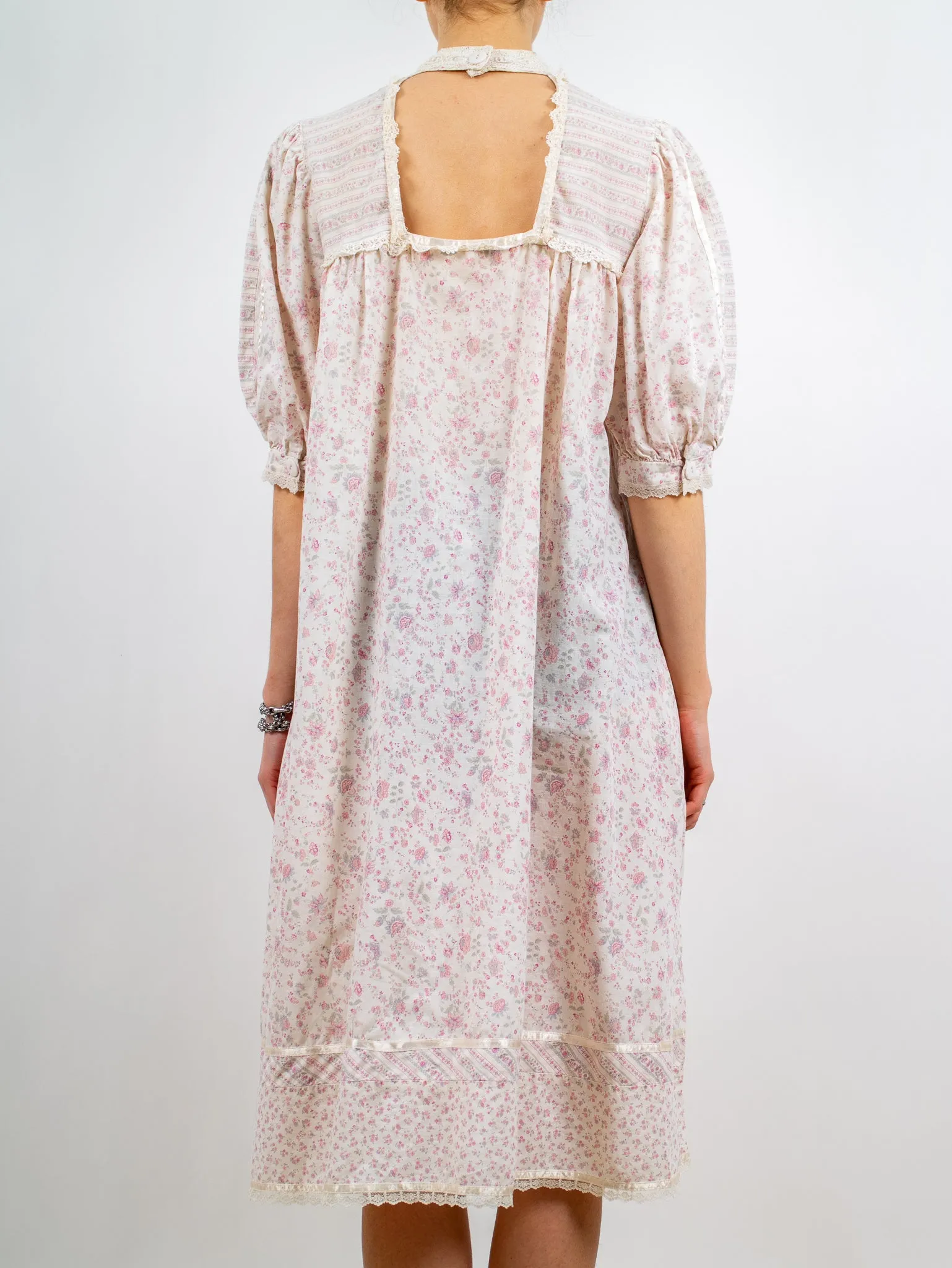1970's pale floral frock
