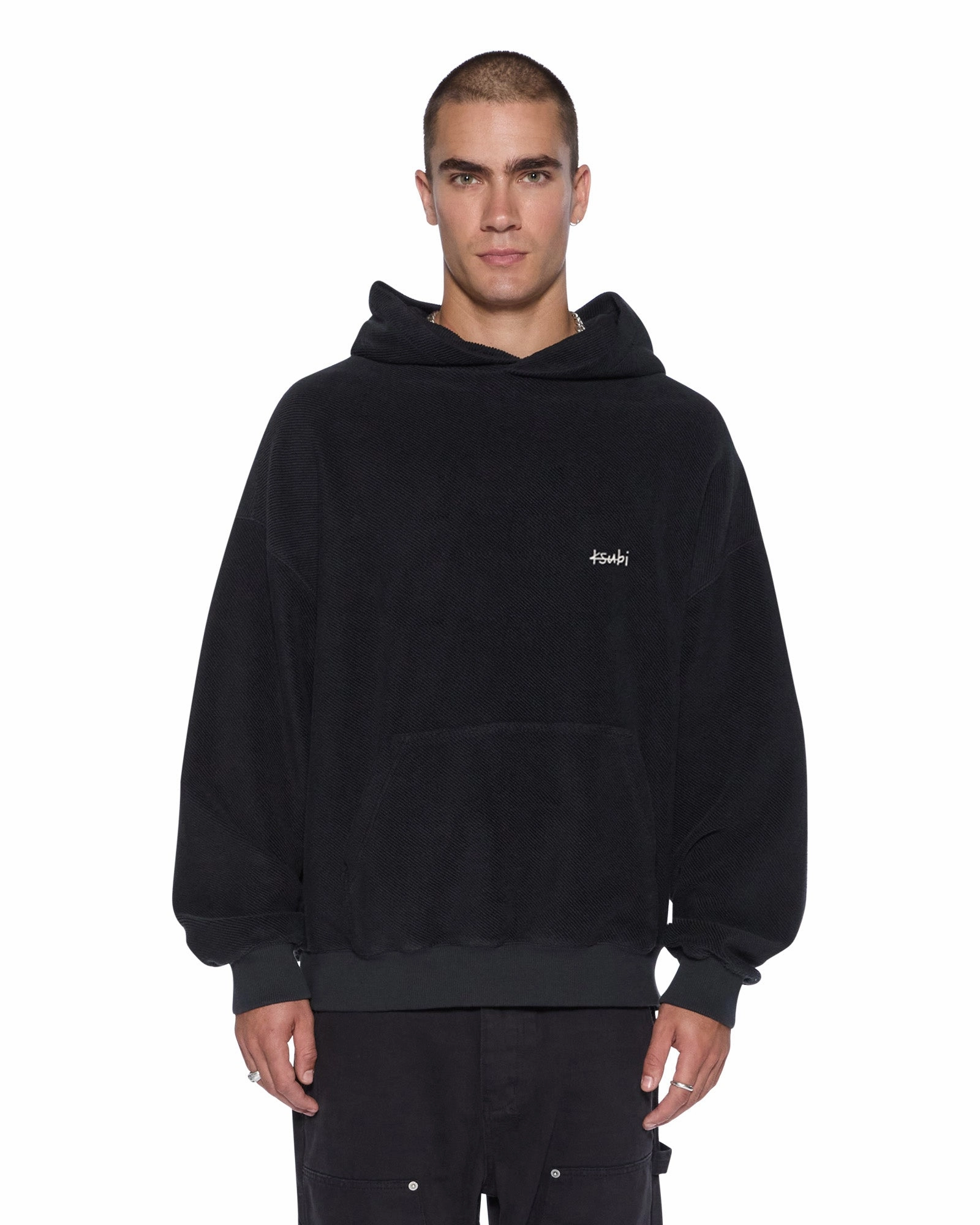 Curved Hem Design Thermal Insulation Layer 1999 EKCESS HOODIE JET BLACK