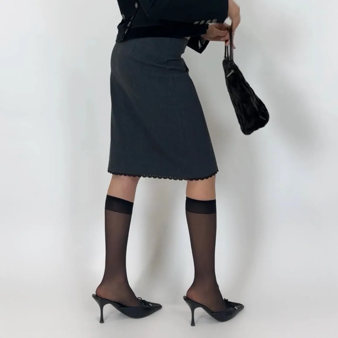 2000s Grey Lace Trim Midi Skirt (S/M)