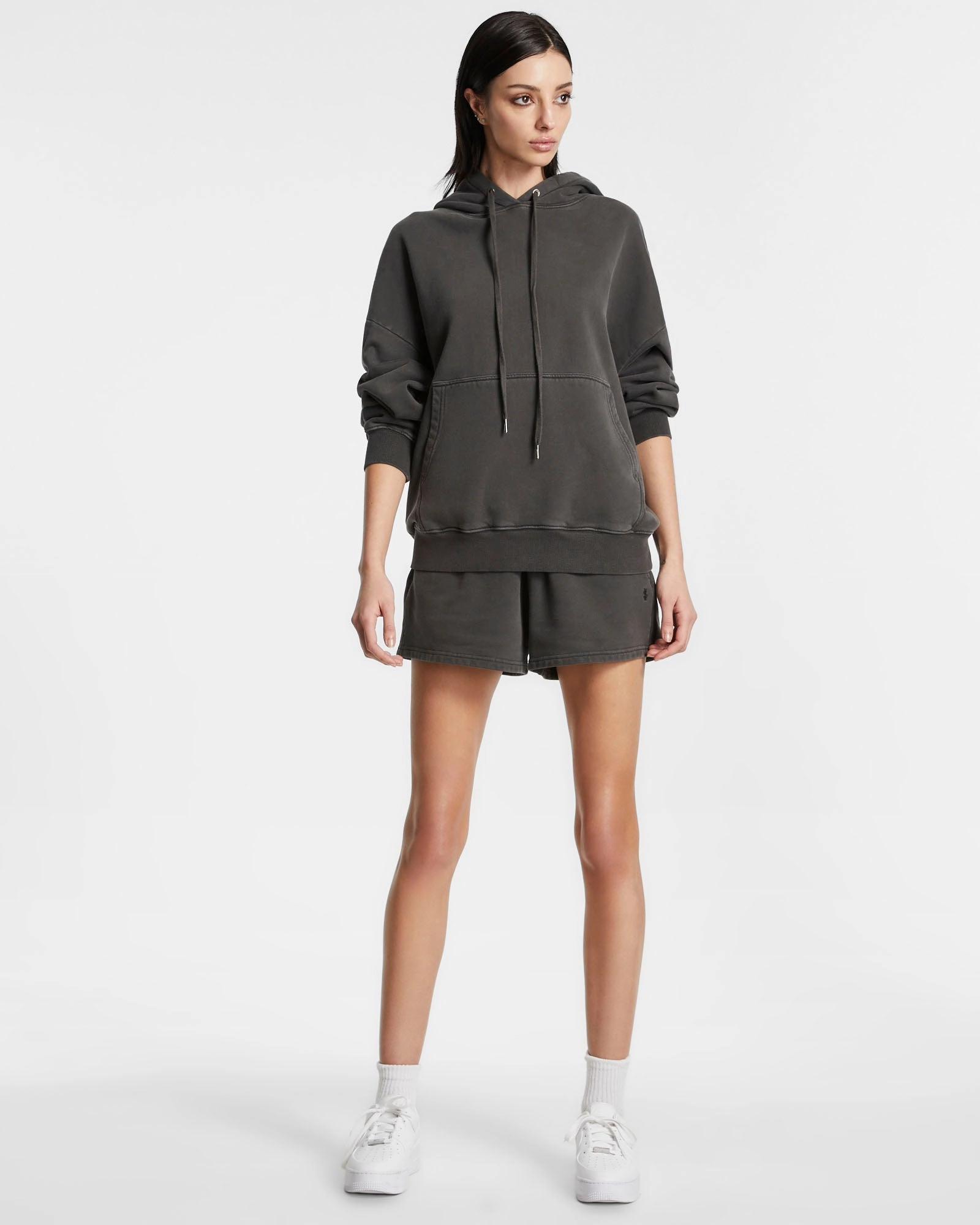 3 X 4 TRAK SHORT CHARCOAL luxe feel