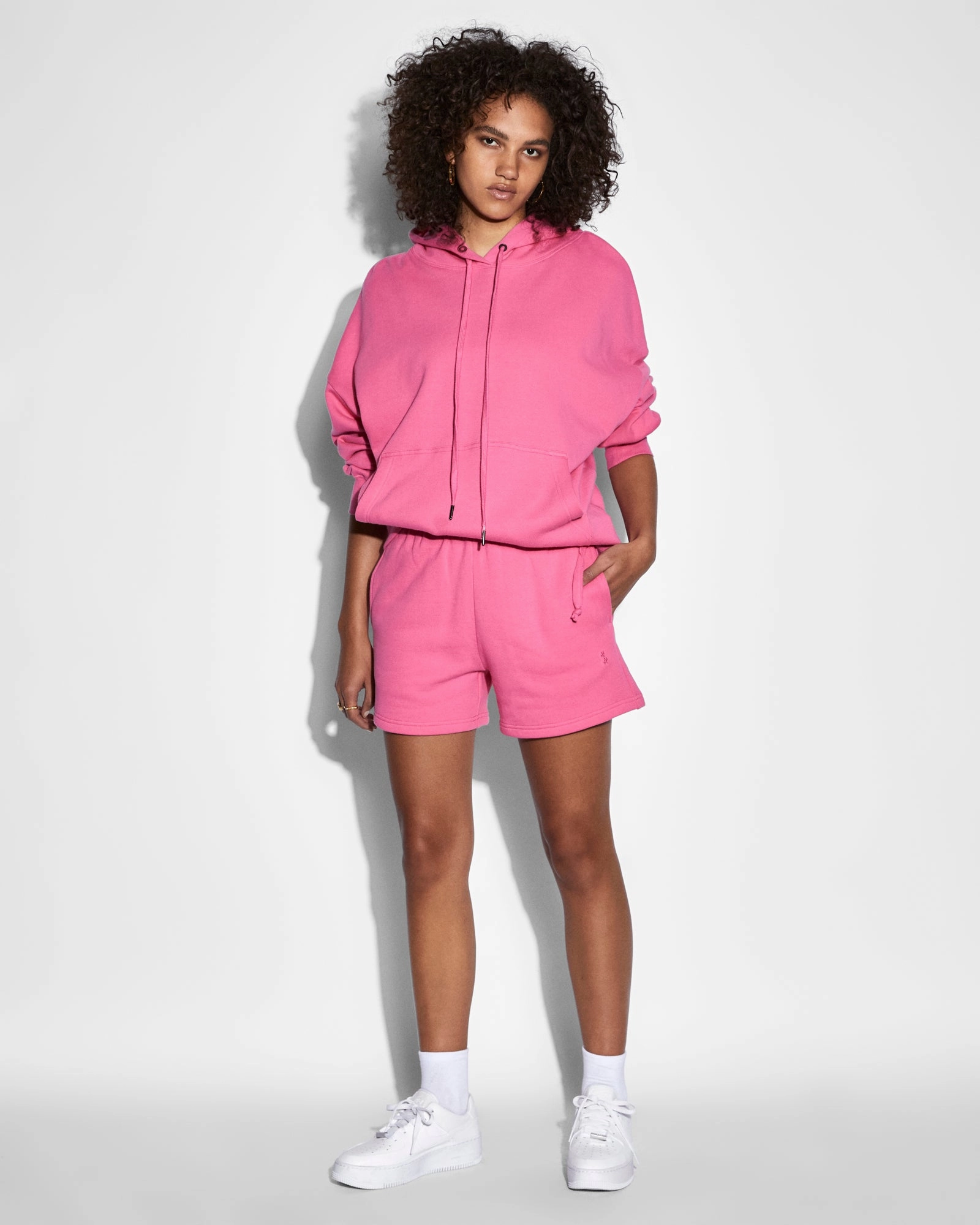 3X4 TRAK SHORT HYPE PINK Thermoregulating Technology Everyday Classic