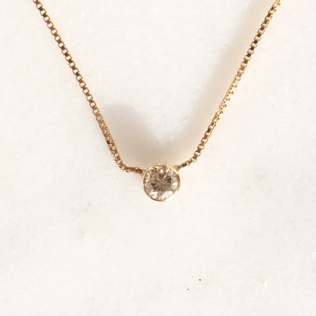 9ct Gold 0.30ct Diamond Cluster Necklace