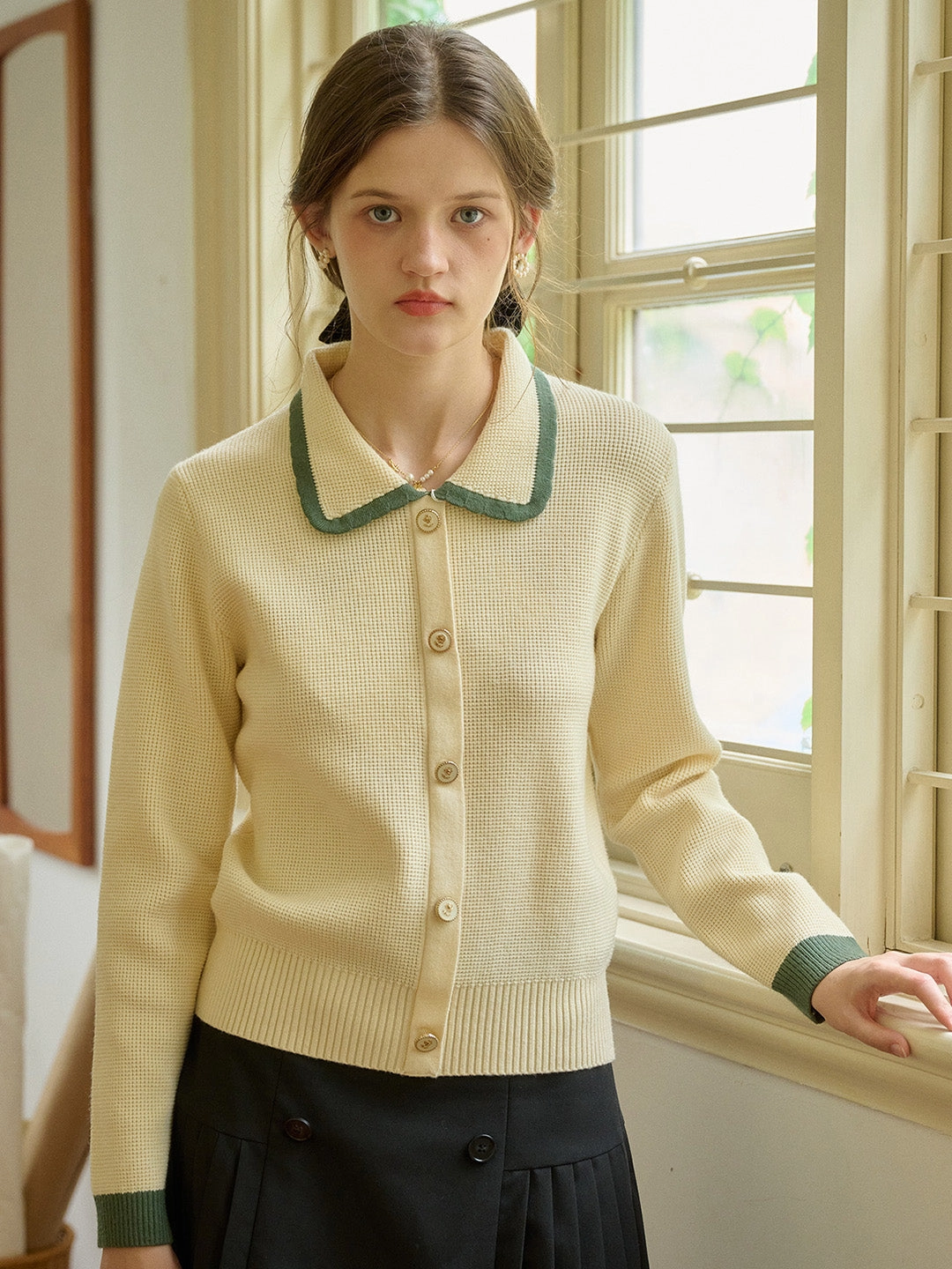 TemperatureRegulating Yarn Seam Free Edges ??Final Sale??Stella Peter Pan Collar Knit Cardigan