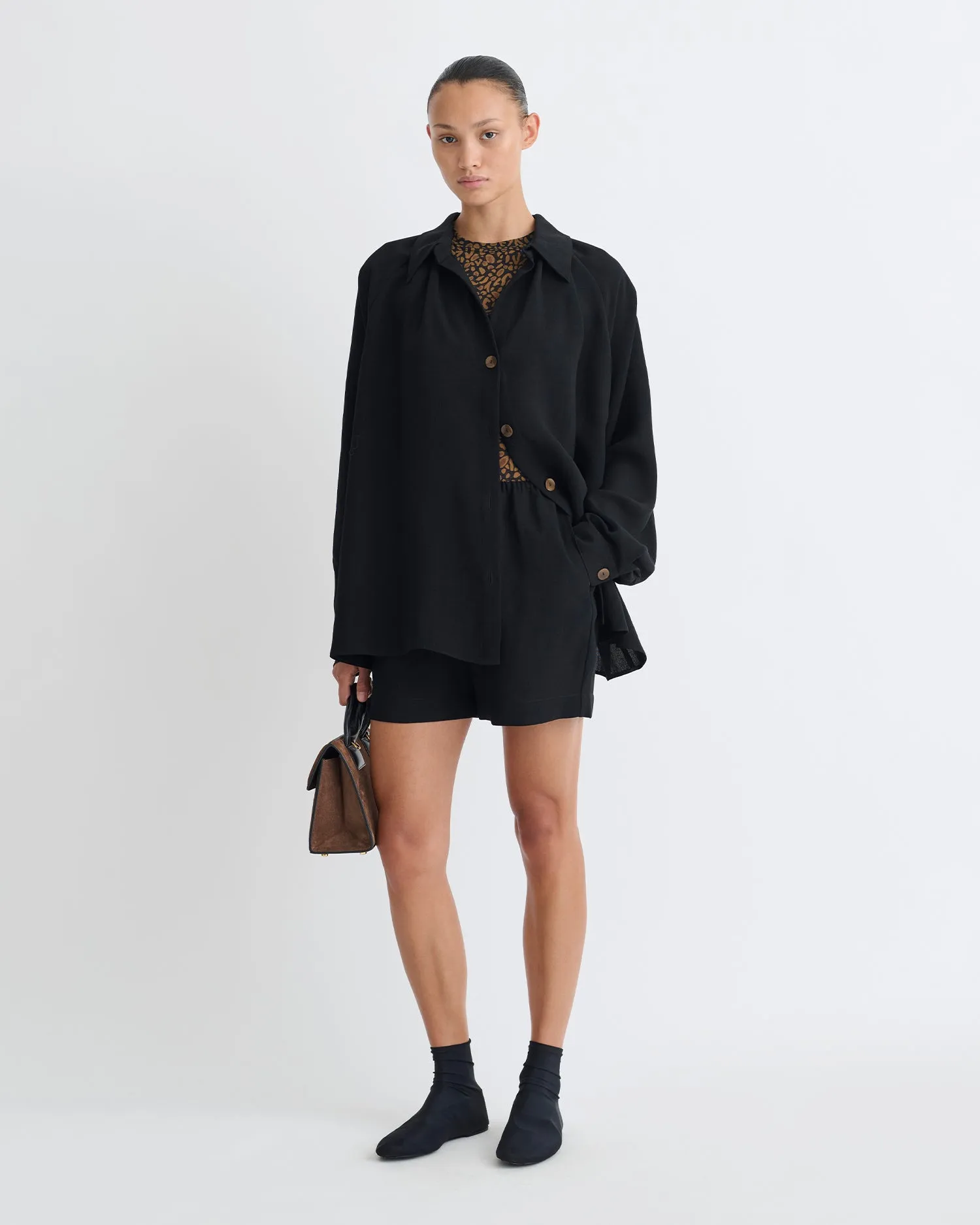 Ada - Tech Linen Shirt - Black Chill Wear