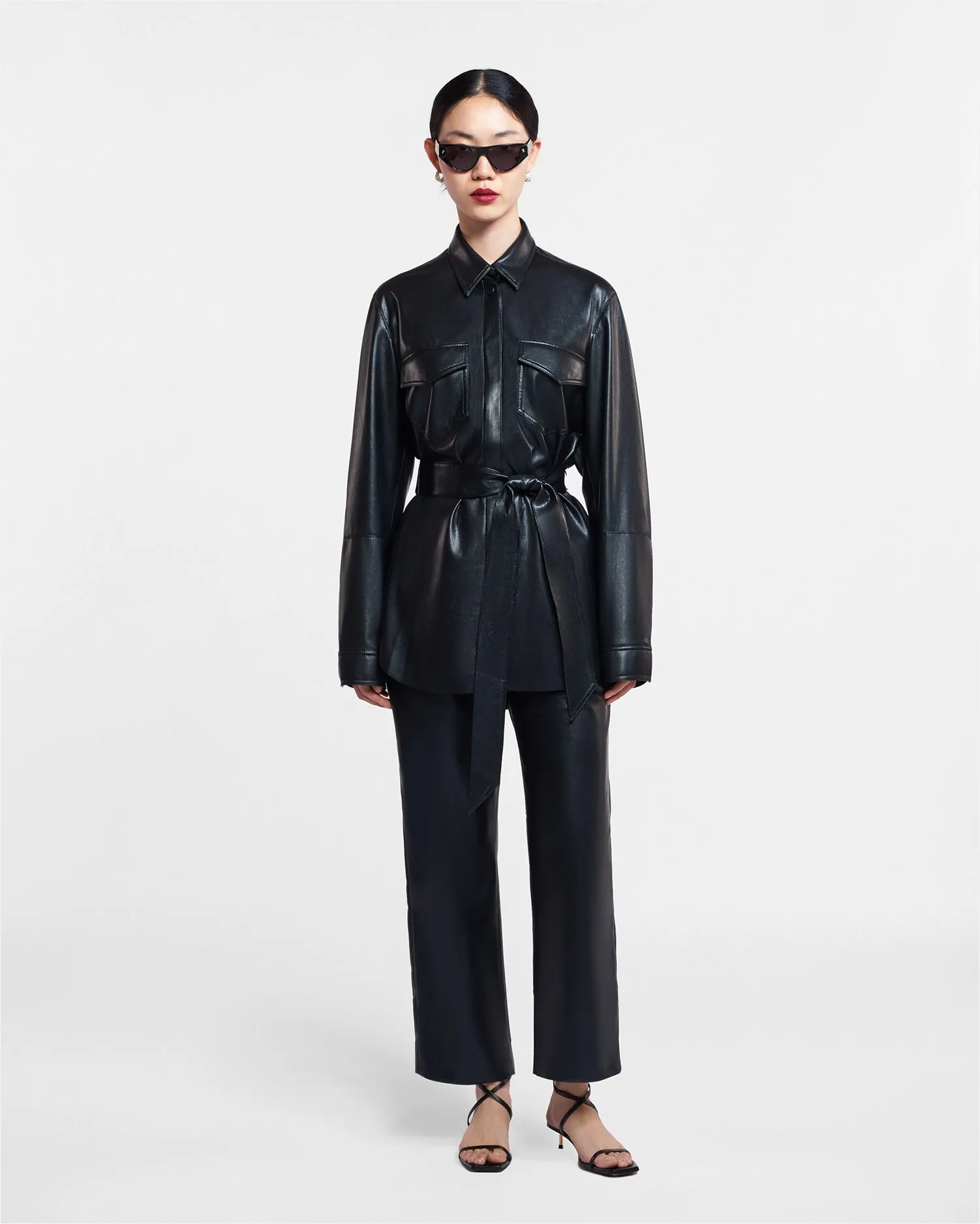Artha - Okobor? Alt-Leather Shirt - Black Bacterial Growth Prevention Smooth Fabric