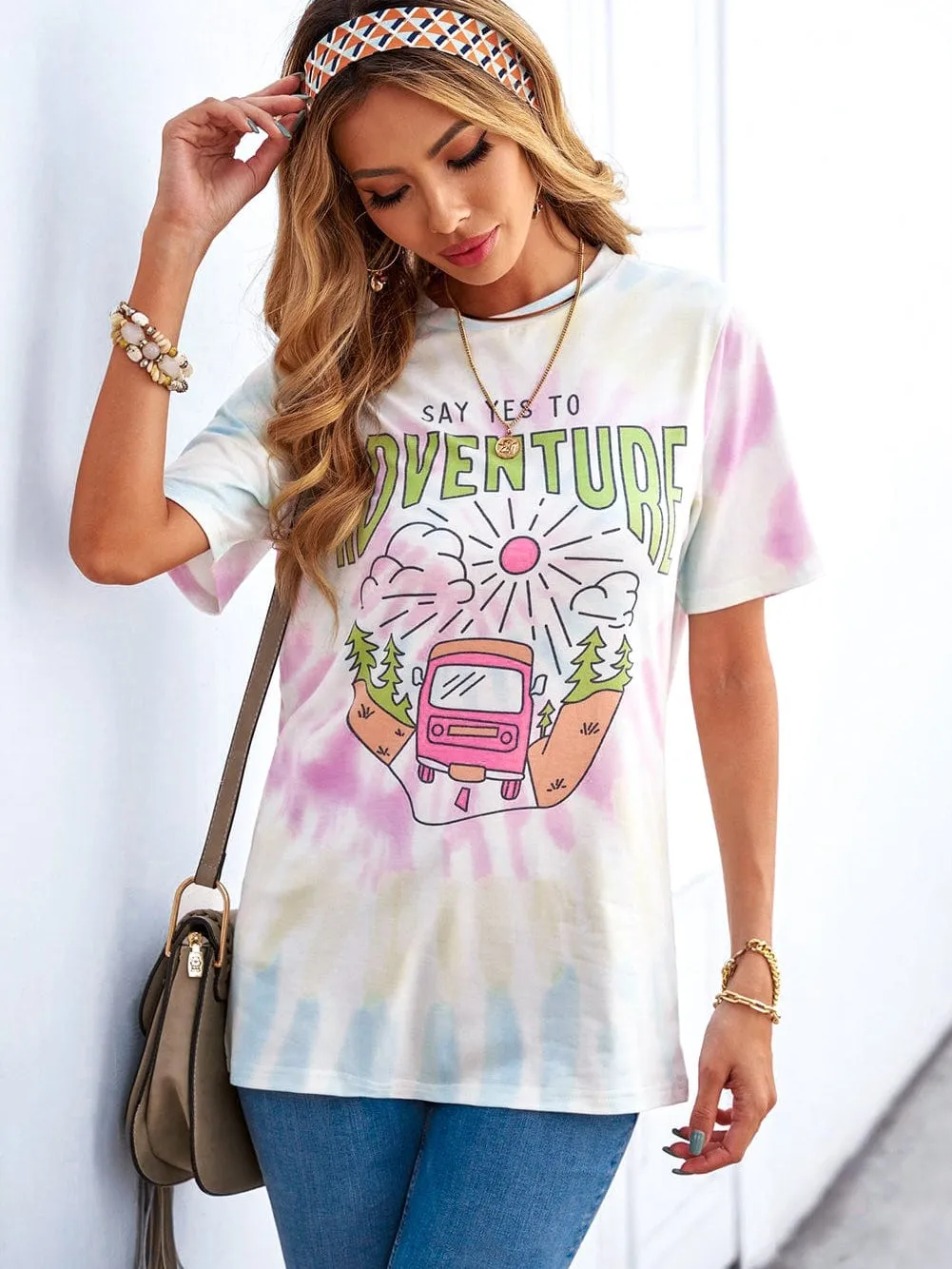 ADVENTURE AWAITS Tie-dye Print T-shirt