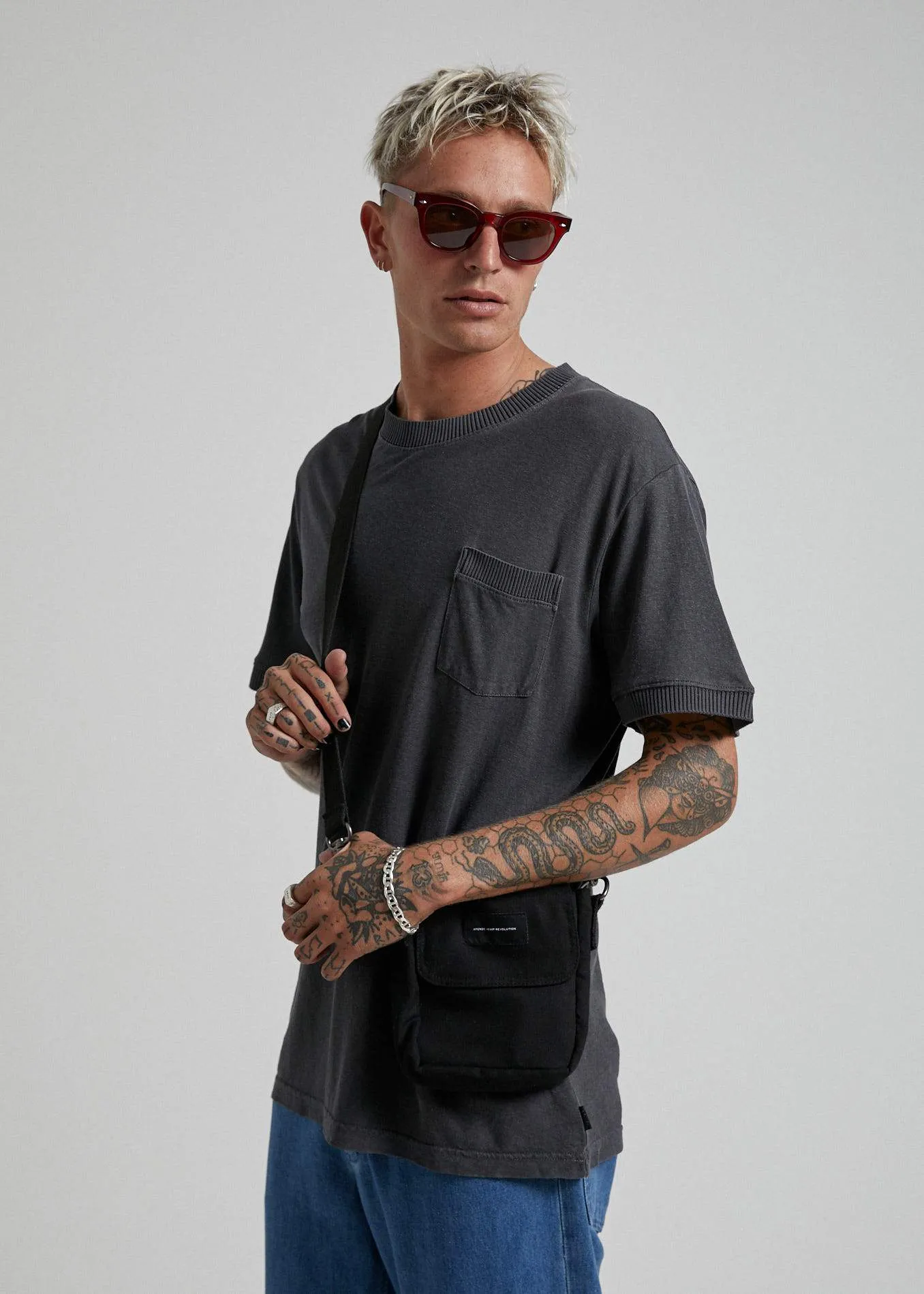 Afends Mens 1972 - Hemp Retro Fit Ringer Tee - Charcoal Navy