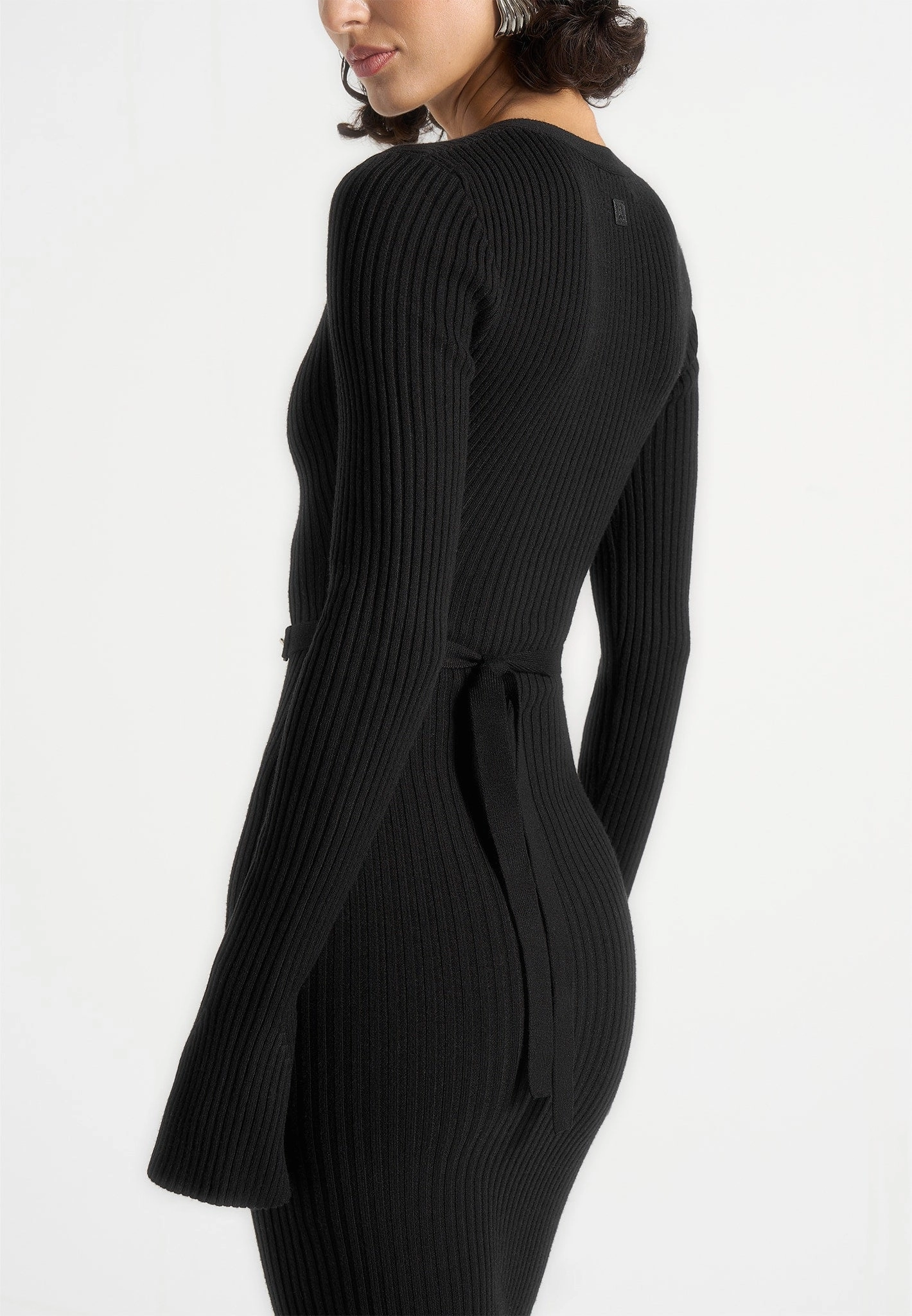 Chunky Cable Knit Sustainable Fibers Assia - Long Sleeve Knitted Midaxi Dress With Belt - Black