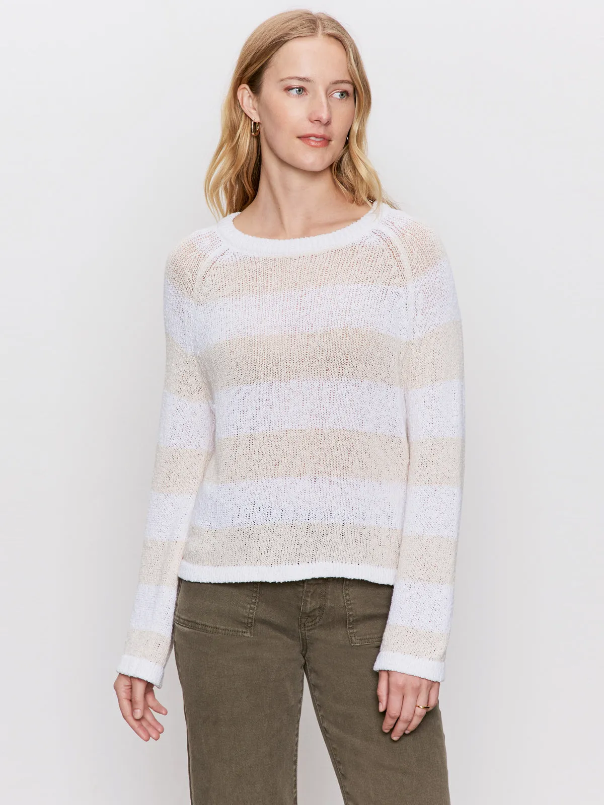 Textured Raglan Crew Sweater White/ Light Oat Stripe retro look Reflective accents