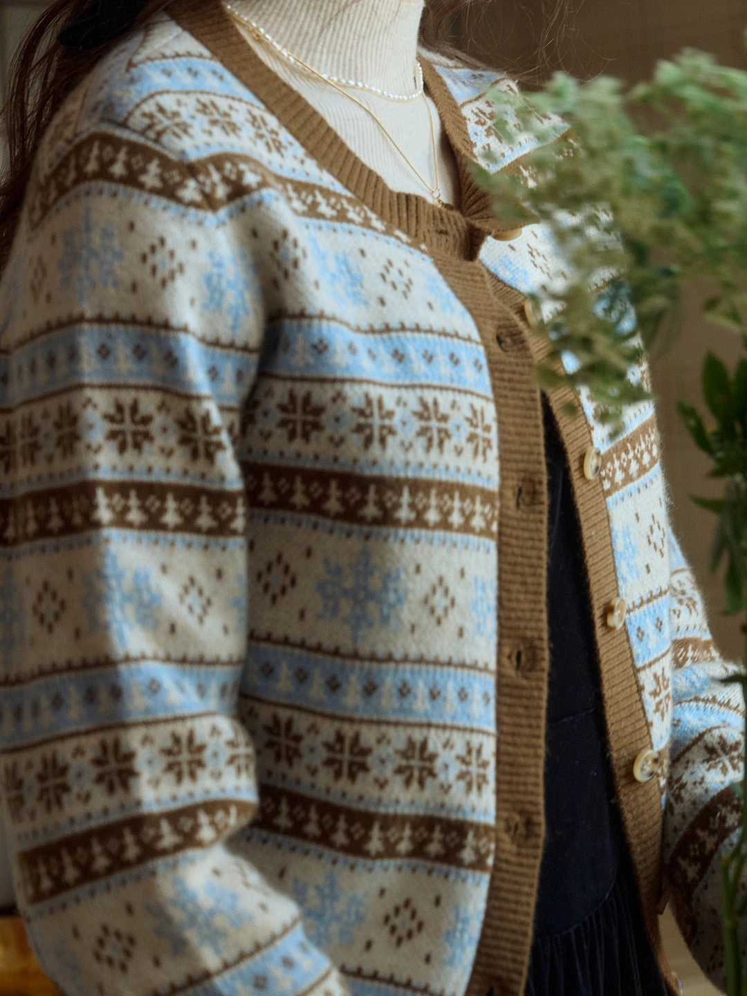 HighElasticity Fabric UVProtective Knit Density Aleah SR Exclusive Design Snowflake Jacquard Fair Isle Crew Neck Sweater Cardigan