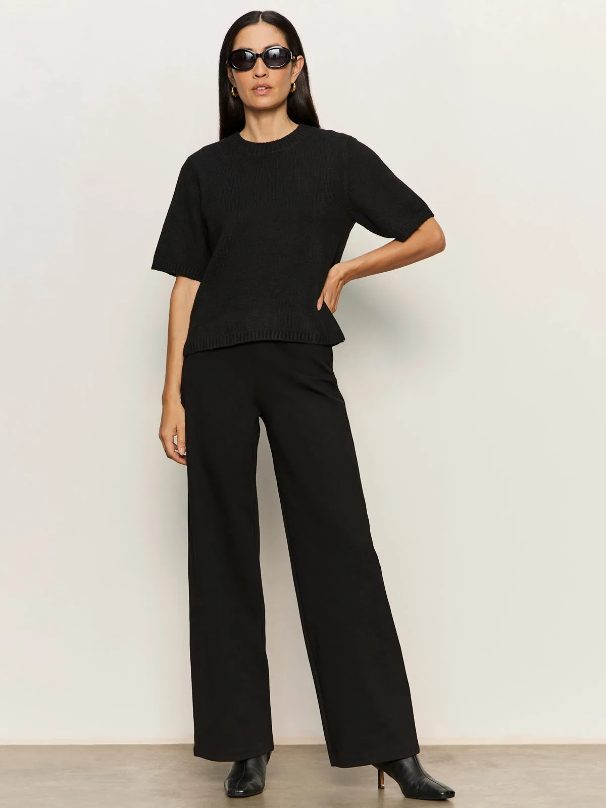 Layer-Friendly Fit Runway Wide Leg Legging Black
