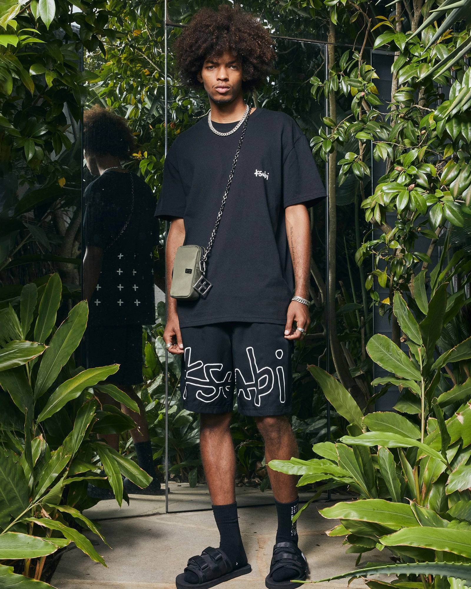 ALL DAY BIGGIE SS TEE JET BLACK Comfy Vibe Trendy Vibes Wear