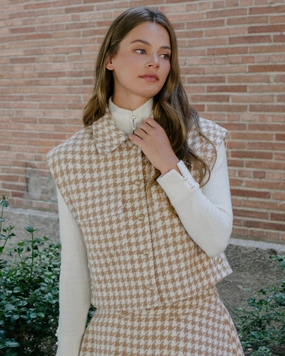 Houndstooth Checkered Quilted Vest - Beige DualLayer Weave FlexibleCuffs