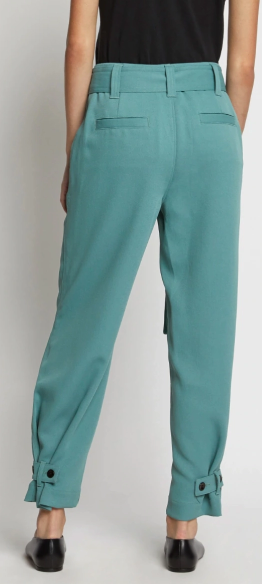 Reinforced Knees WrinkleFreeFabric Belted Rumple Pique Pant