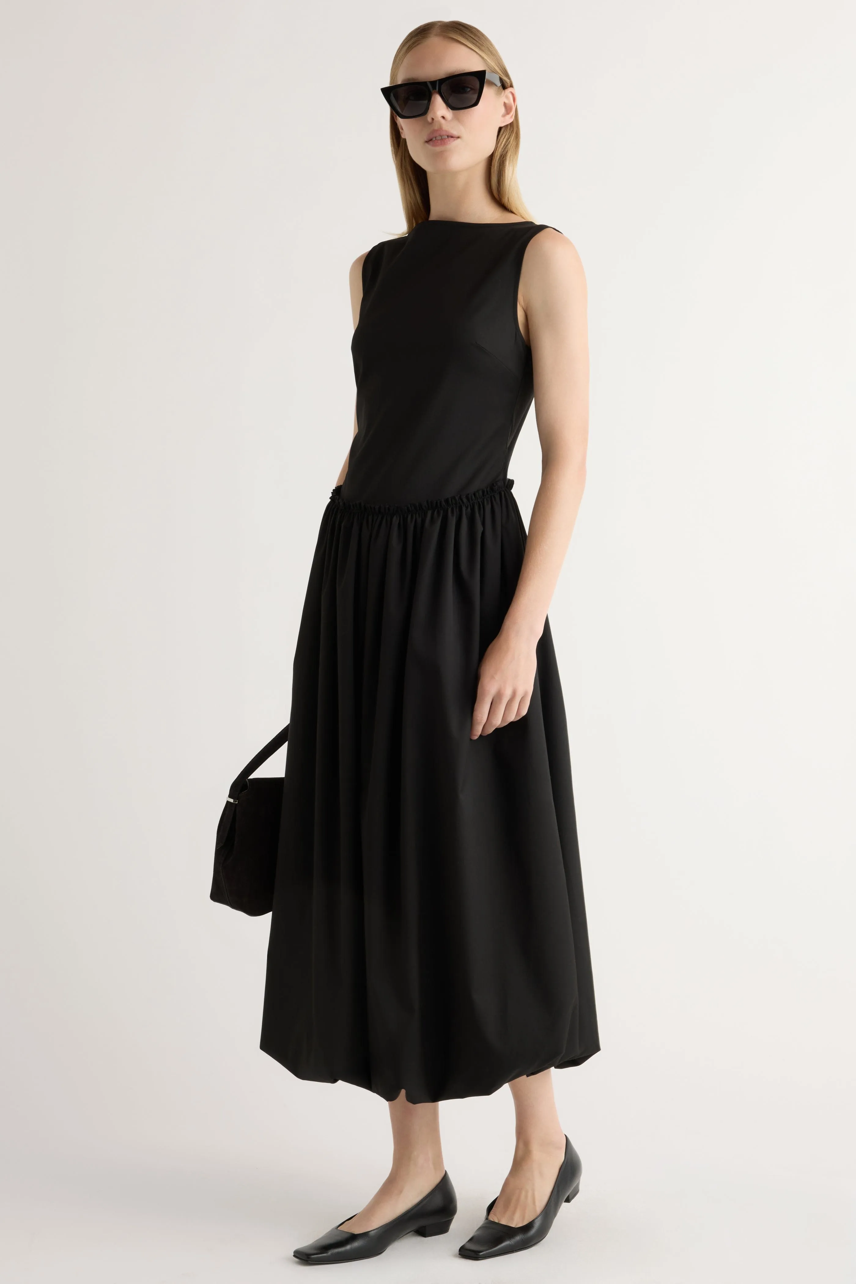 Ambretta Drop-Waist Bubble Dress Easy and Effortless spring outfit