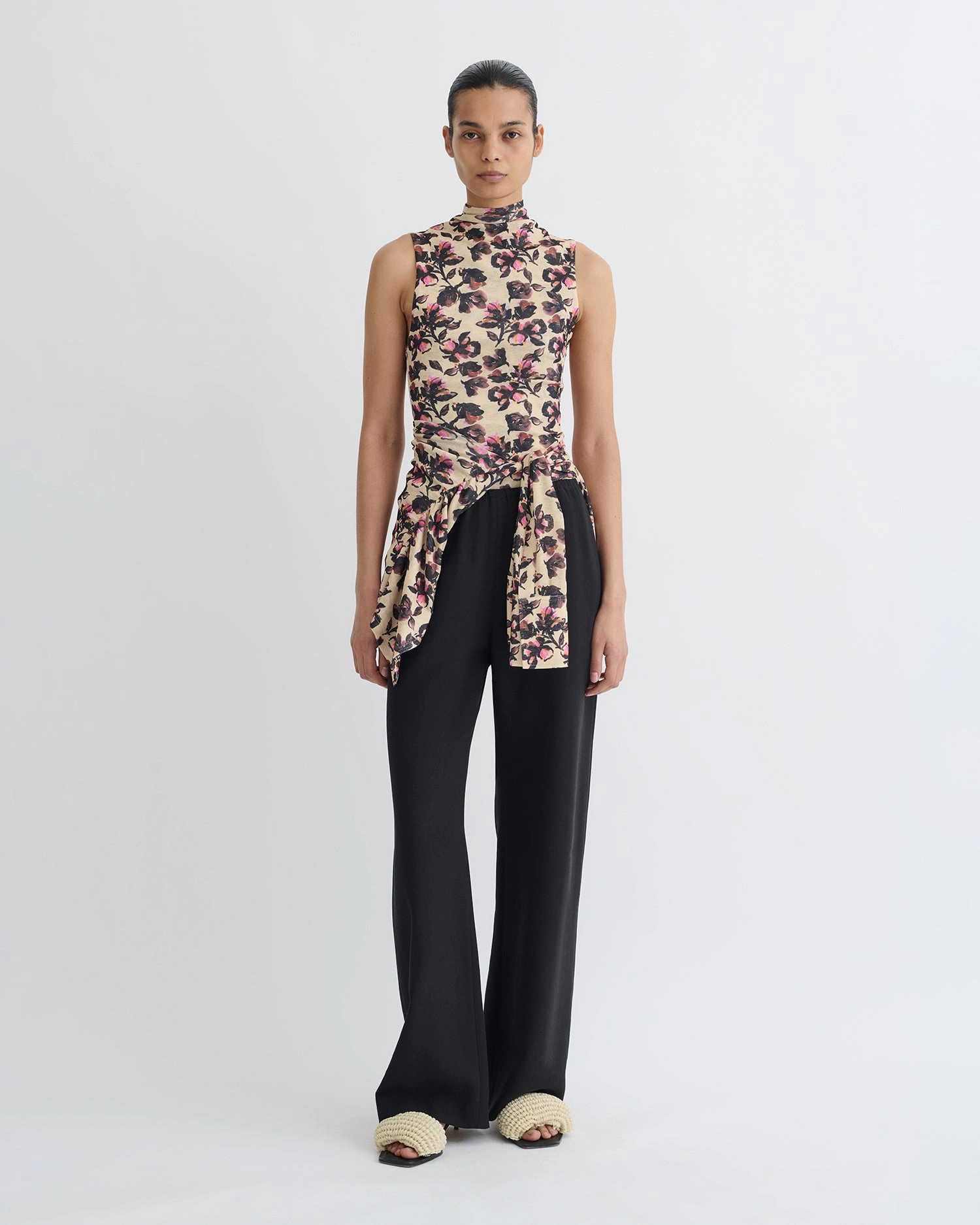 ReflectiveTrimDetails Ventilated Panel Design Annyka - Printed Mesh Jersey Top - Tapestry Floral