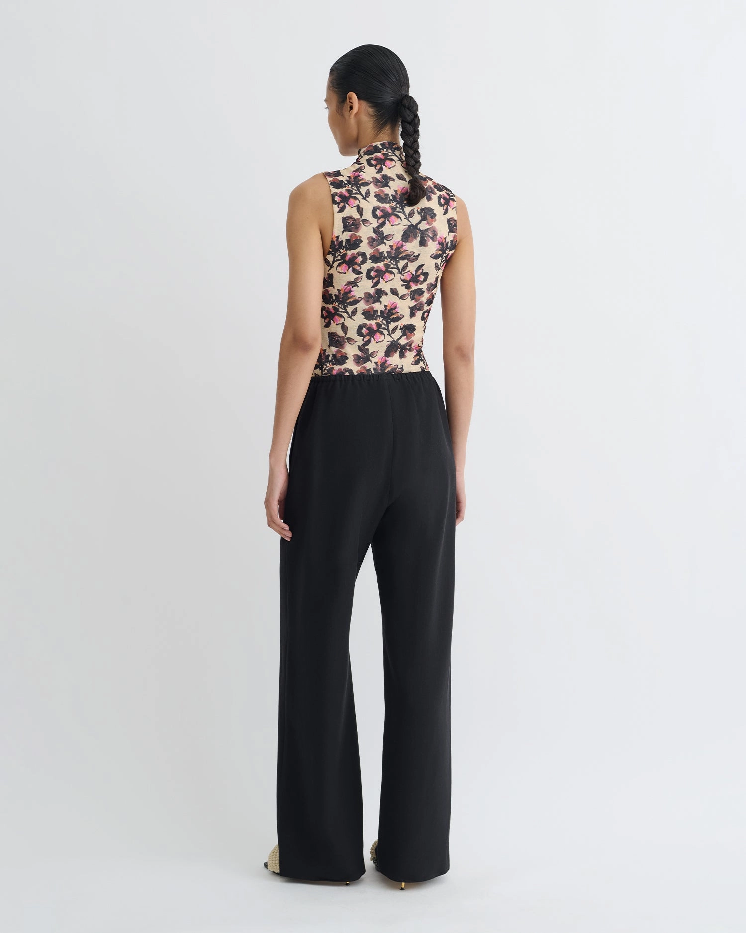Annyka - Printed Mesh Jersey Top - Tapestry Floral Moisture Wicking Material