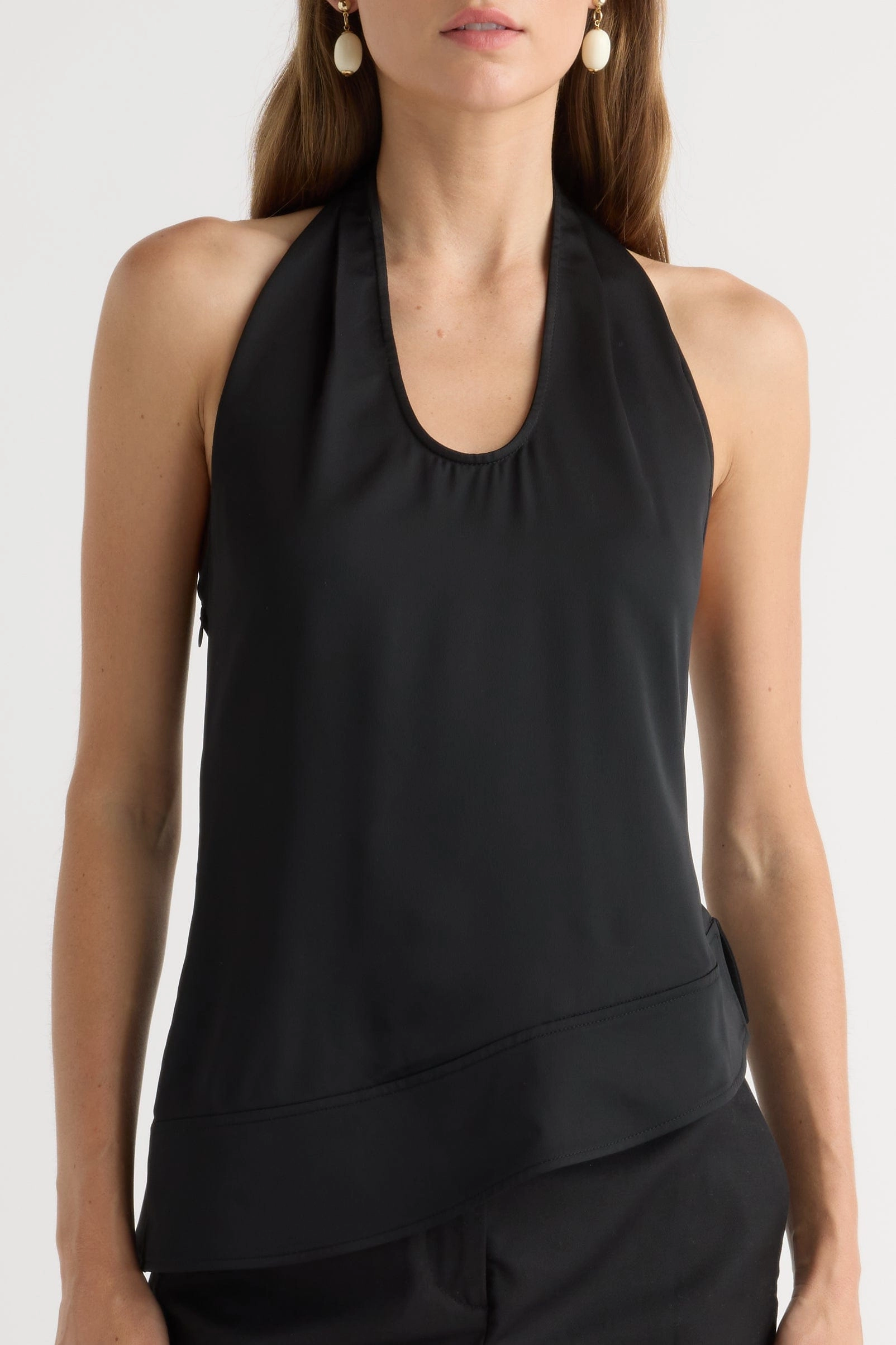 Anju Asymmetric-Hem Halter Blouse ButterSoftTexture Compression Fit Engineering