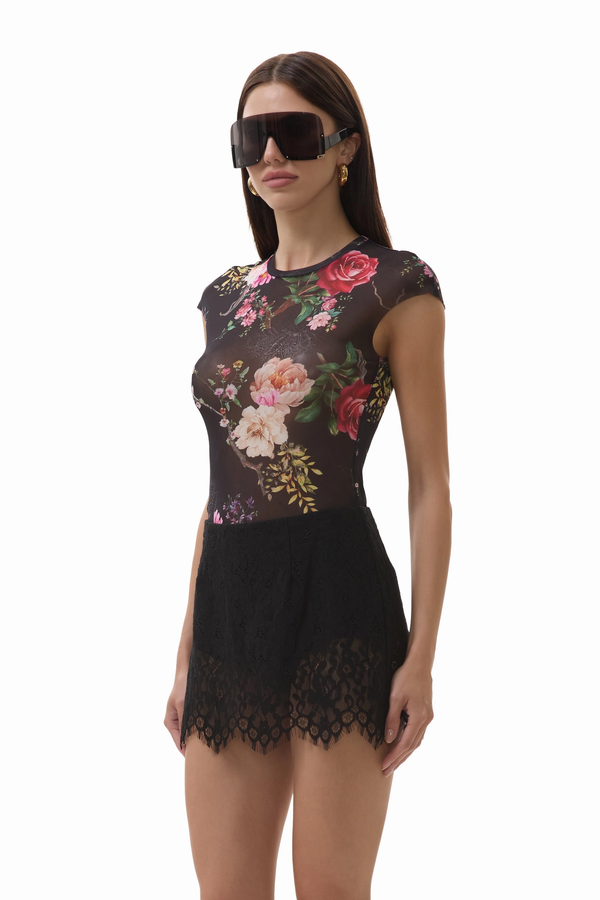 Nina Top - Noir Summer Rose Tagless Design Brushed Microfiber Surface