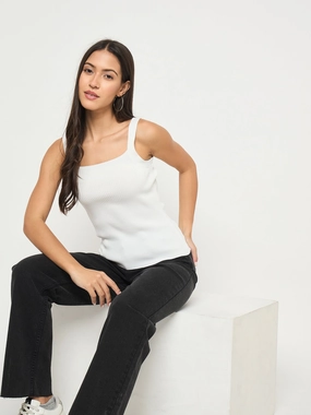 Buttonless Closure Madame Ribbed Sleeveless White Knitted Top
