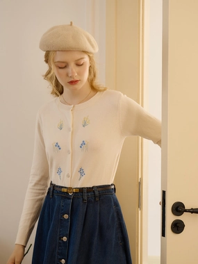 Cozy Texture ??Final Sale??Sarahi Simple Round Neck Embroidery Cardigan