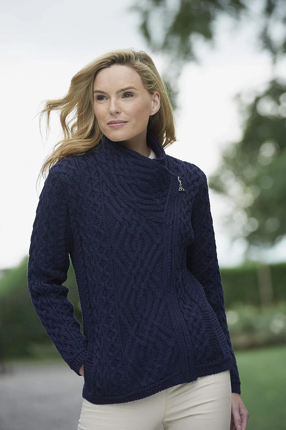 Aran Crafts Women's Irish Cable Knitted Wool Side Zip Cardigan (100% Merino Wool)