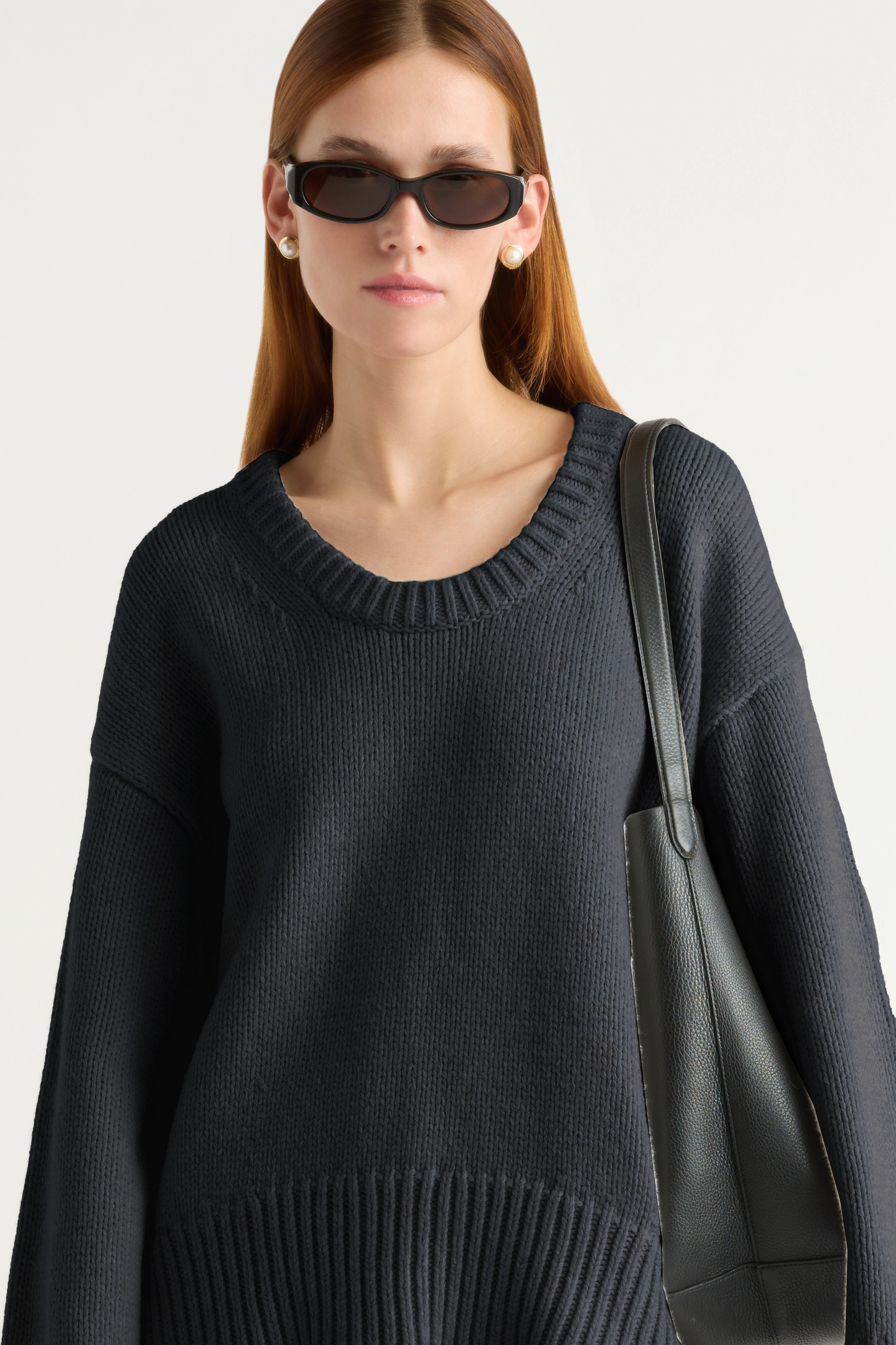 Archie Deep U-Neck Sweater Reinforced Edging