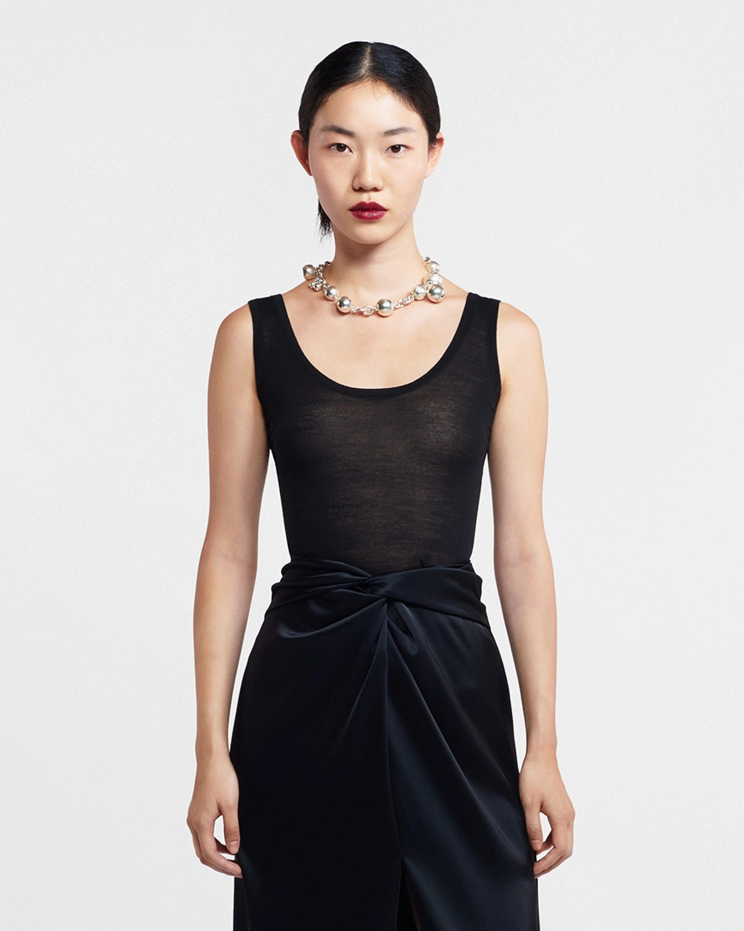 Arti - Superfine Merino Scoop Neck Top - Black Adjustable Fit System