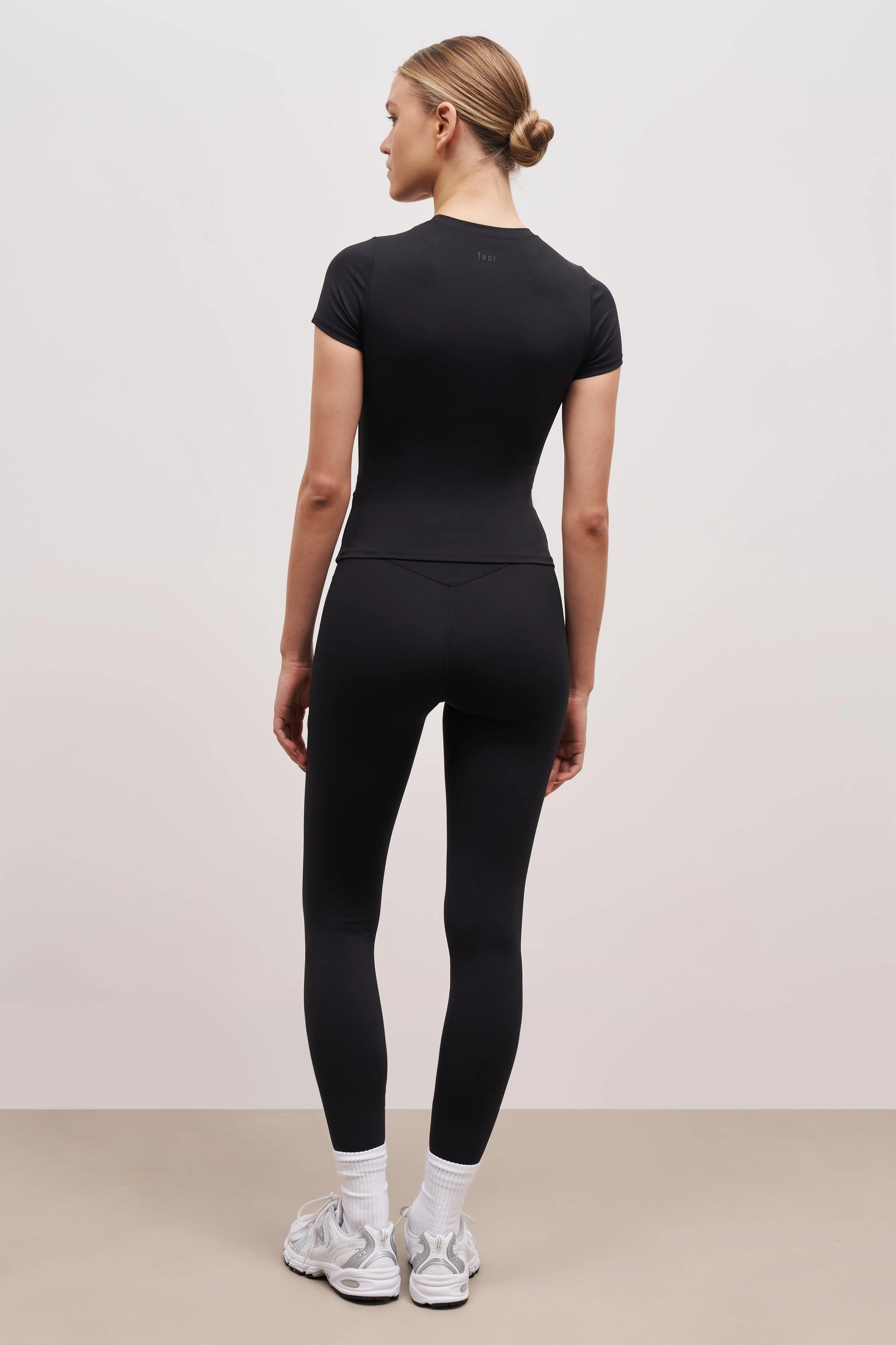 Base Sculpting T Shirt - Black Non Restrictive Armhole Cut