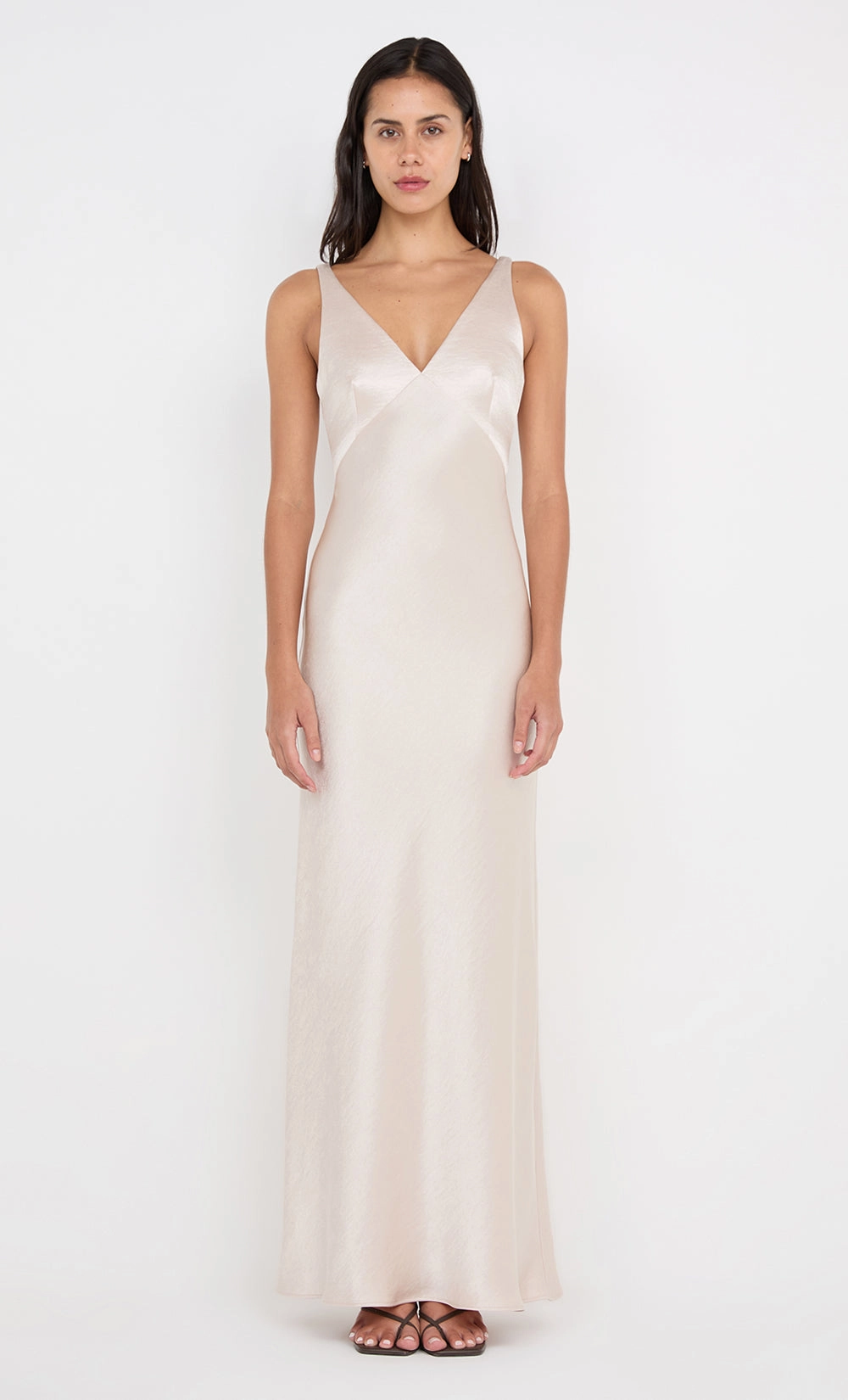 AUSTEN V NECK MAXI DRESS - SAND Light Weave Chic Energy