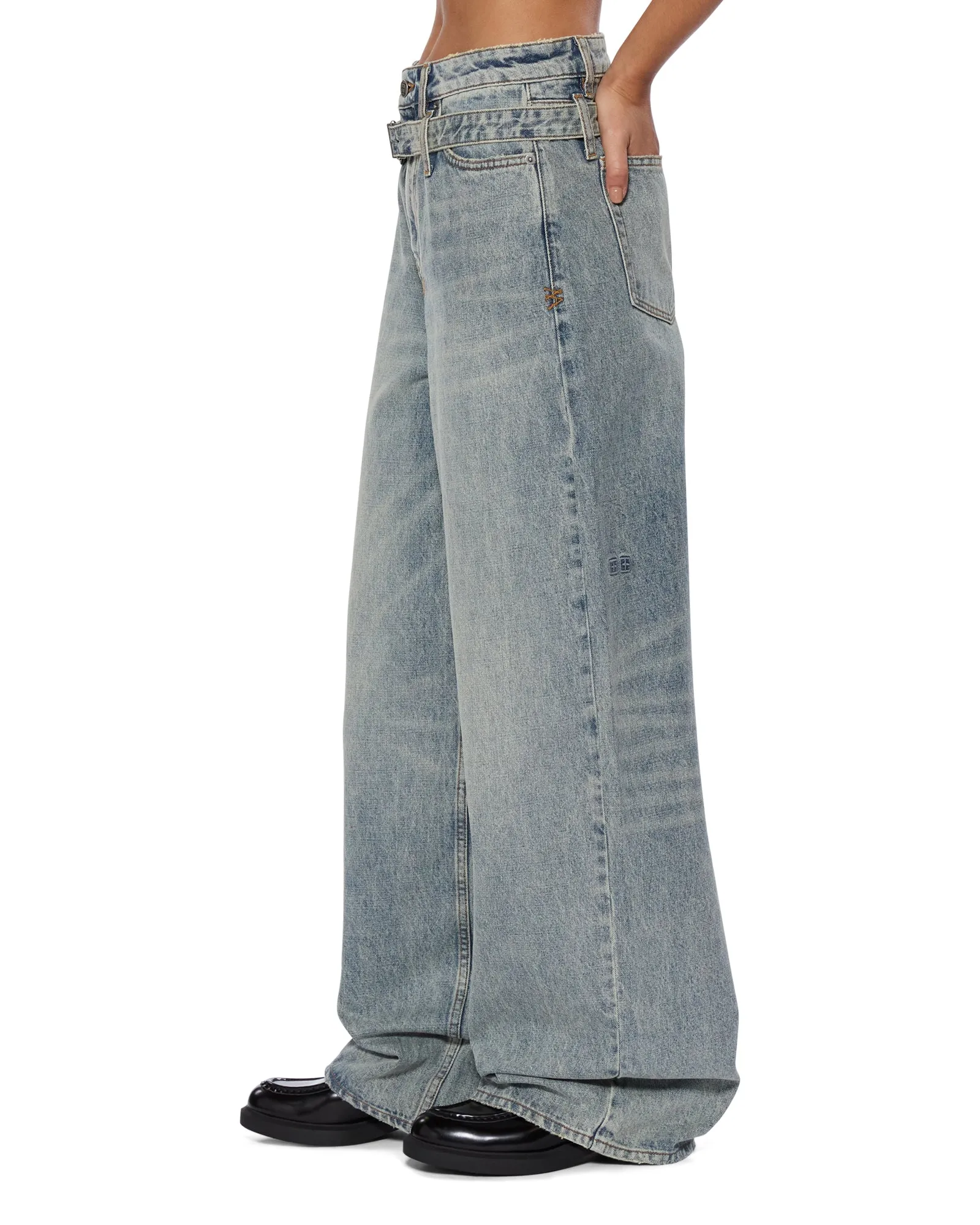 Lifestyle Outfit BAGGY JEAN ECHOES