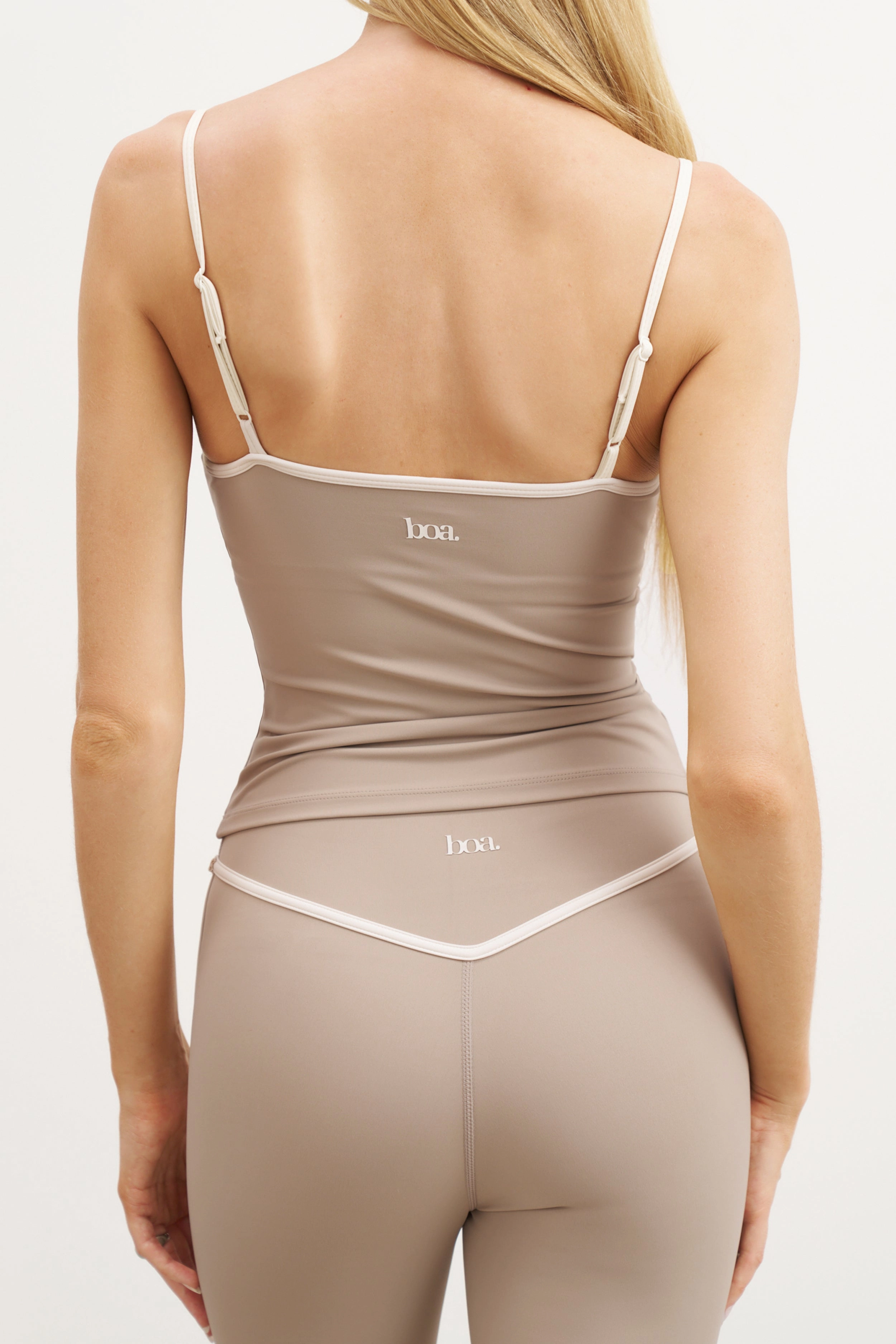 Base Contrast Trim Cami Top - Taupe/Tofu Compression Fit Adjustable Cuff