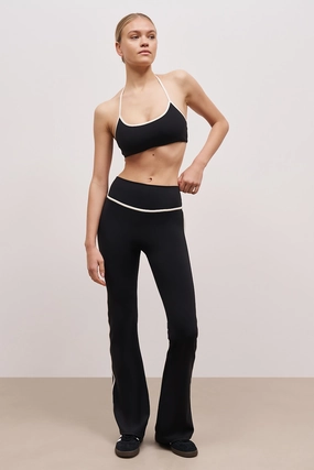 Raw Edge Detail Non Iron Fabric Base Contrast Trim Flared Leggings - Black/Tofu