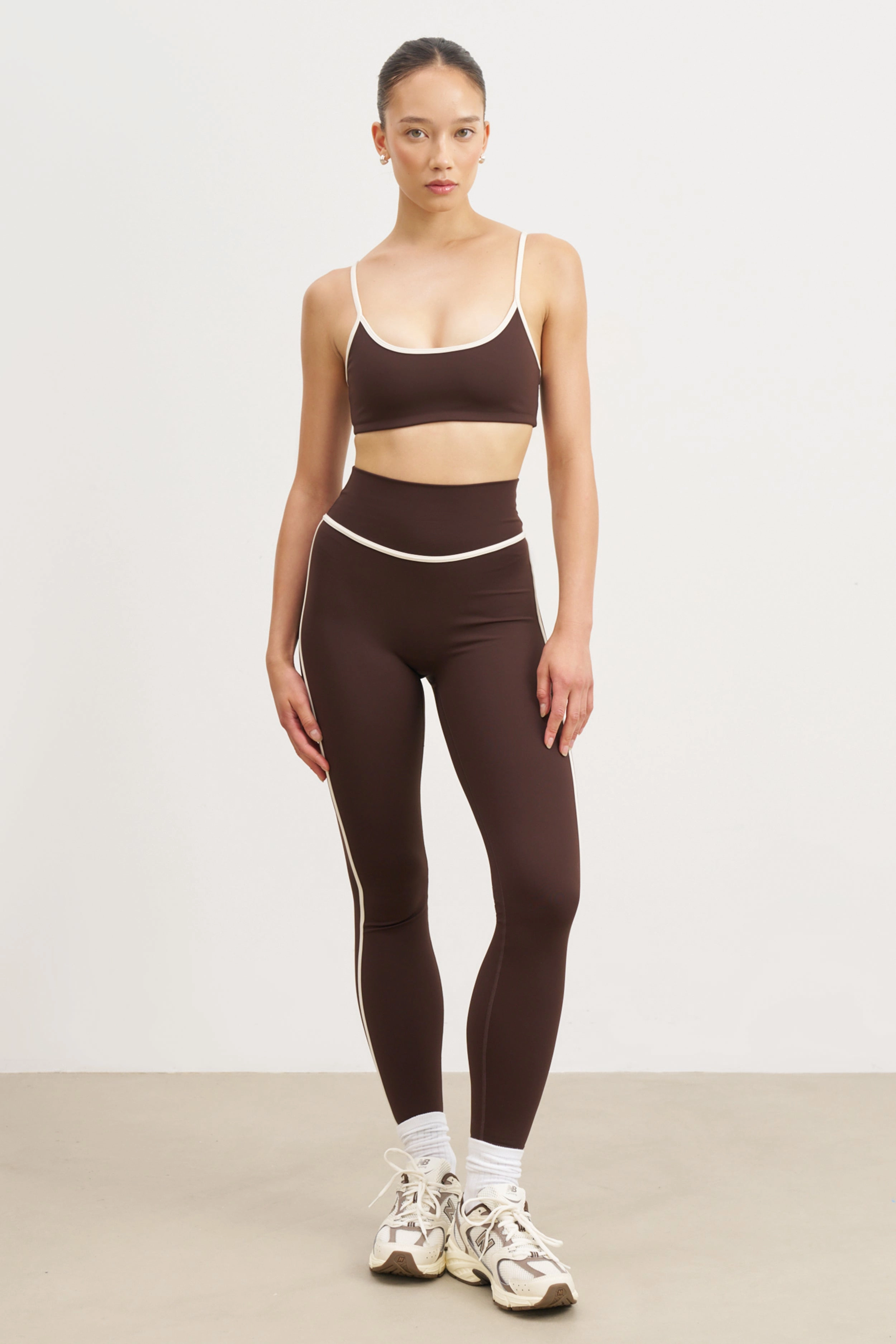 Base Contrast Trim Leggings - Carob/Tofu Tencel Lyocell Fiber