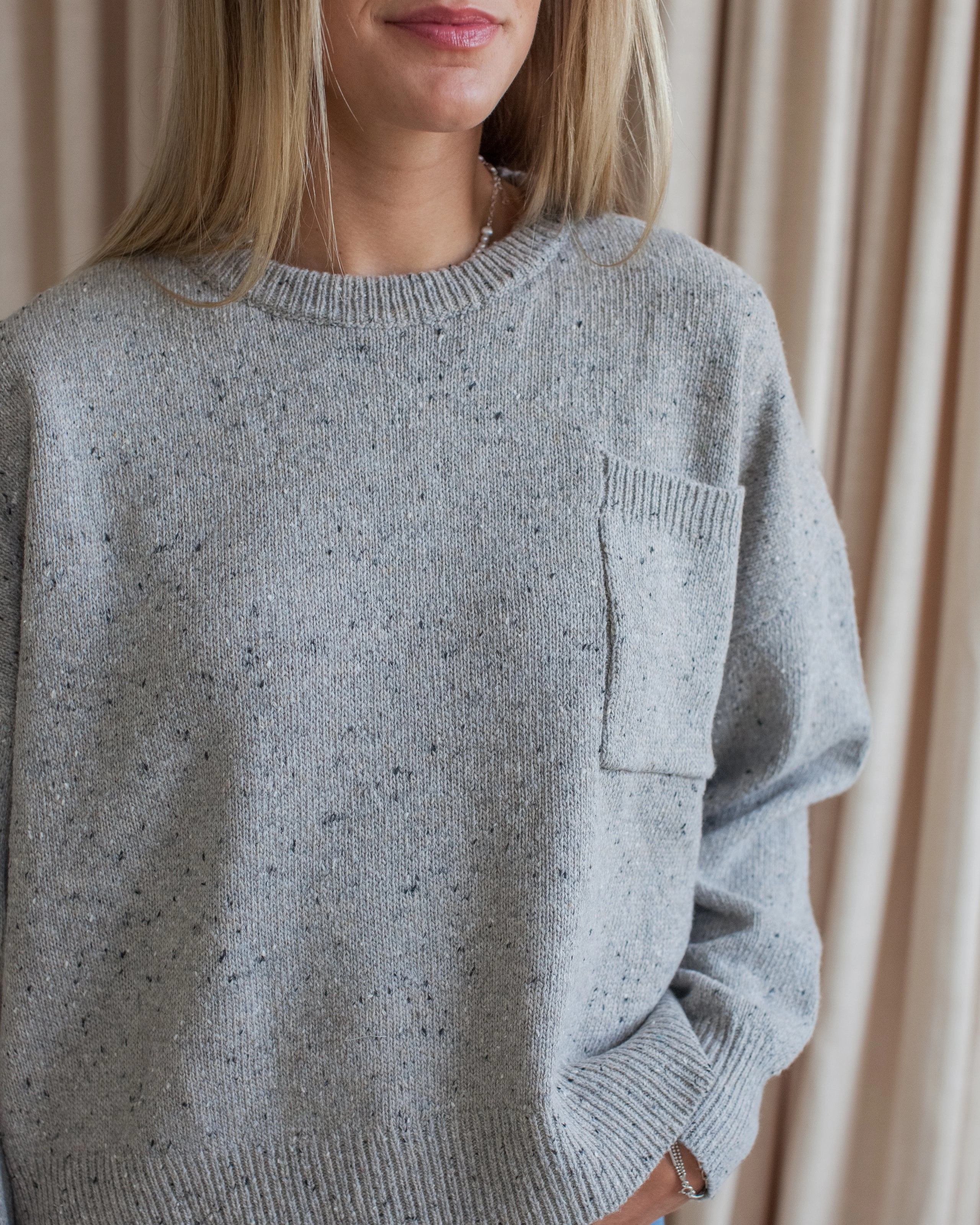 Quinn Sweater - Grey Easy Fit