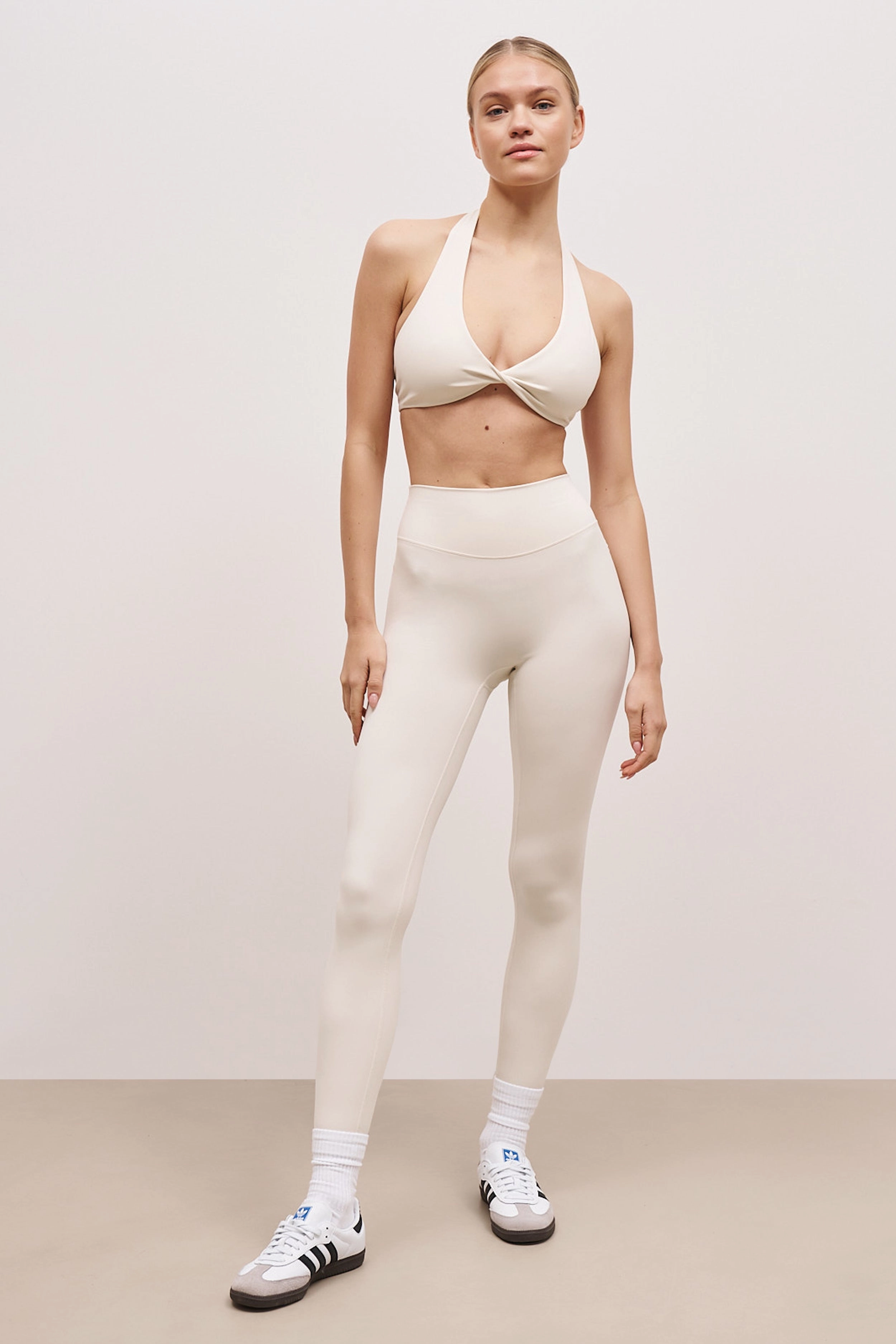 Base Sculpting Twist Front Bra - Tofu Thermal Regulation System