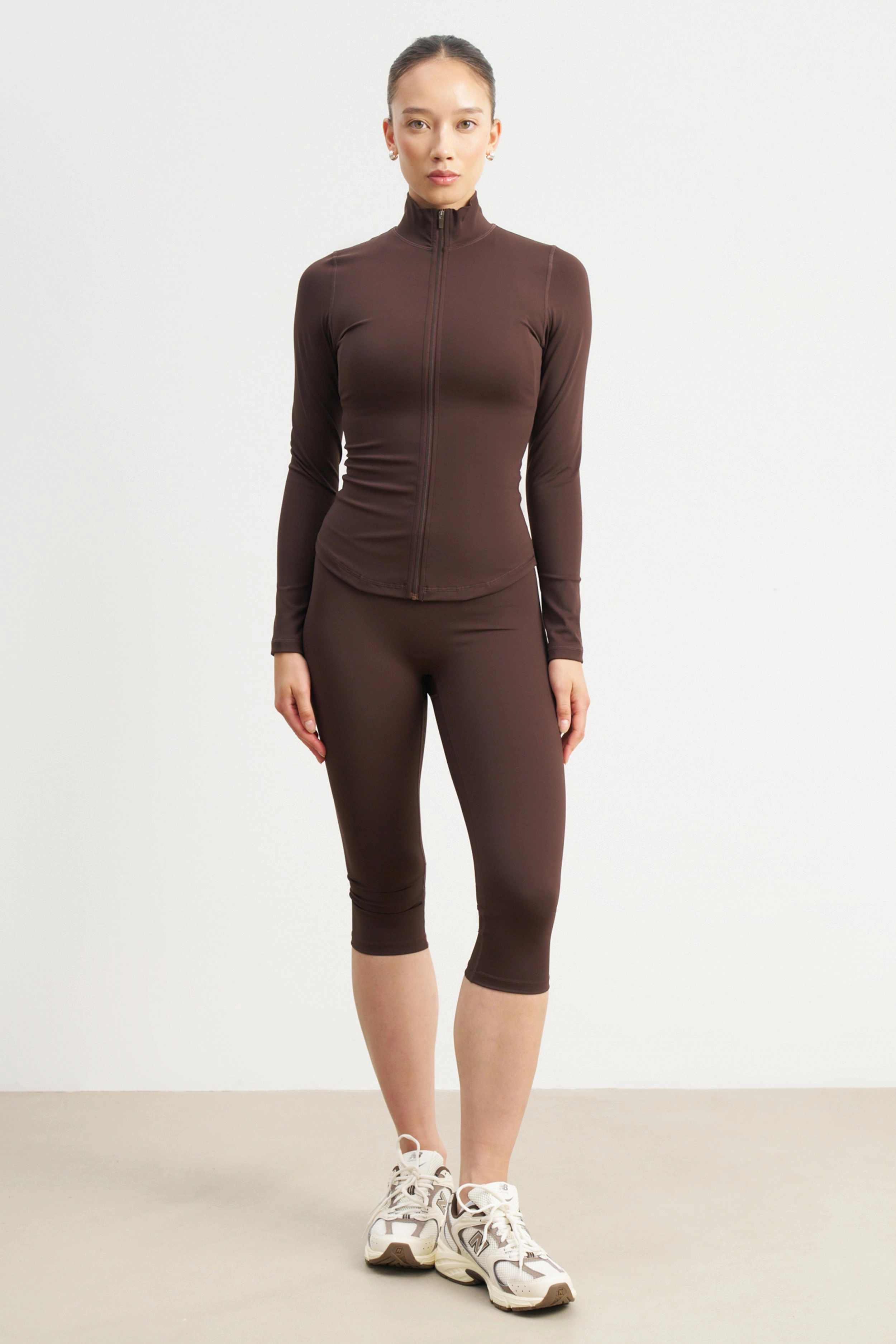 Base Sculpting Zip Up Jacket - Carob WrinkleResistant Cloth Loose cut