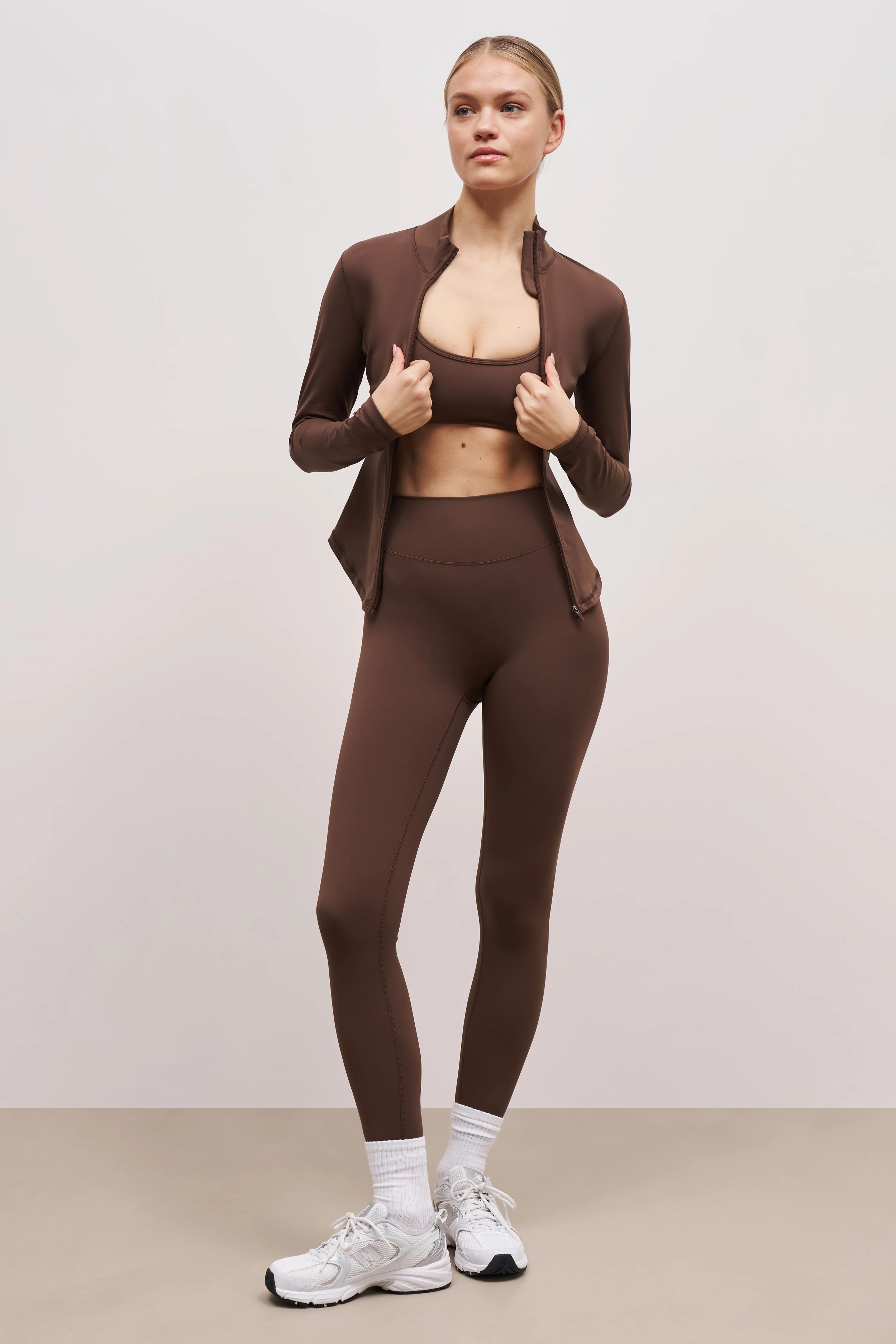 Sweat Absorbent Inner Layer LongWearingComfort Base Sculpting Zip Up Jacket - Truffle