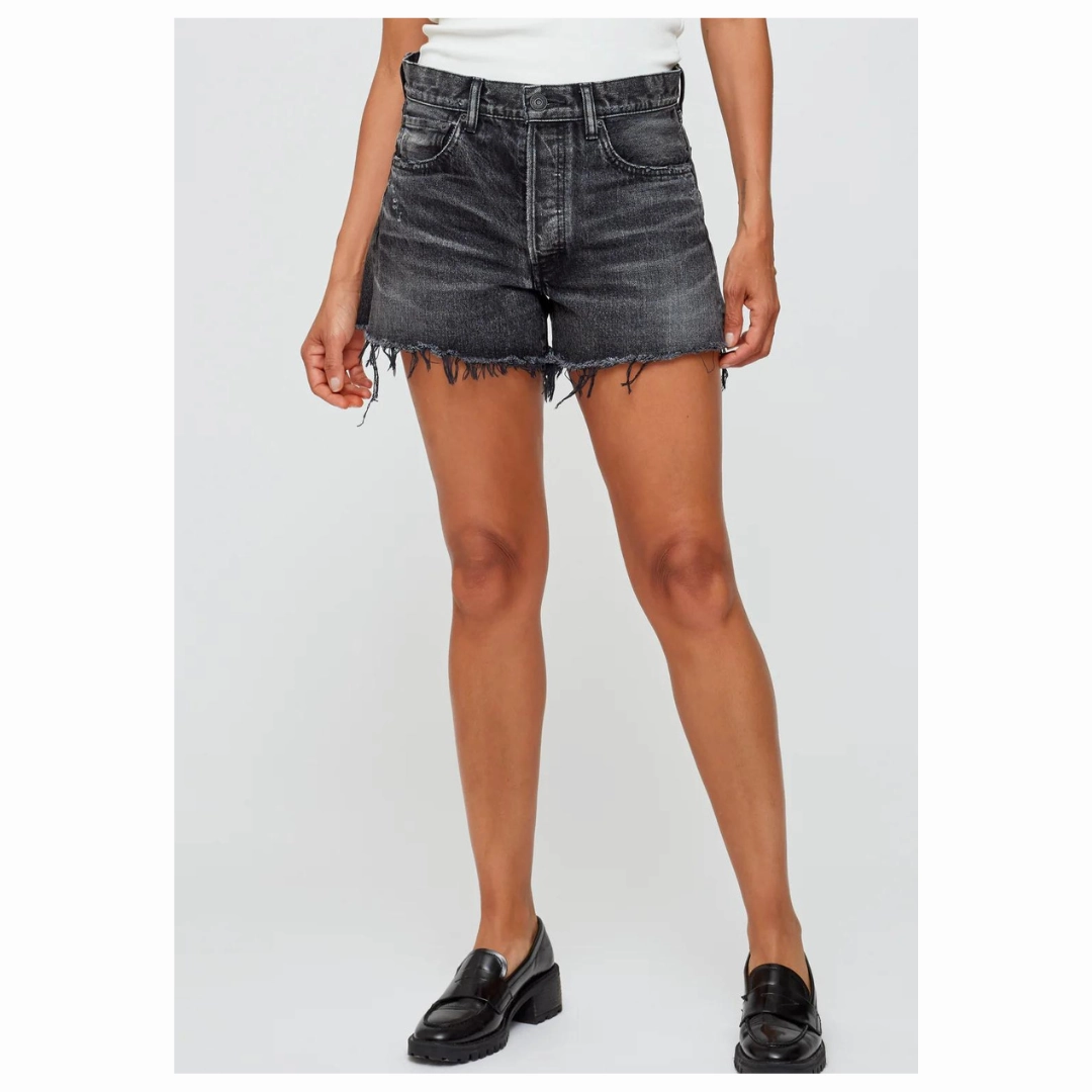 Fade Resistant Dye Airy Design Black Aristida Shorts