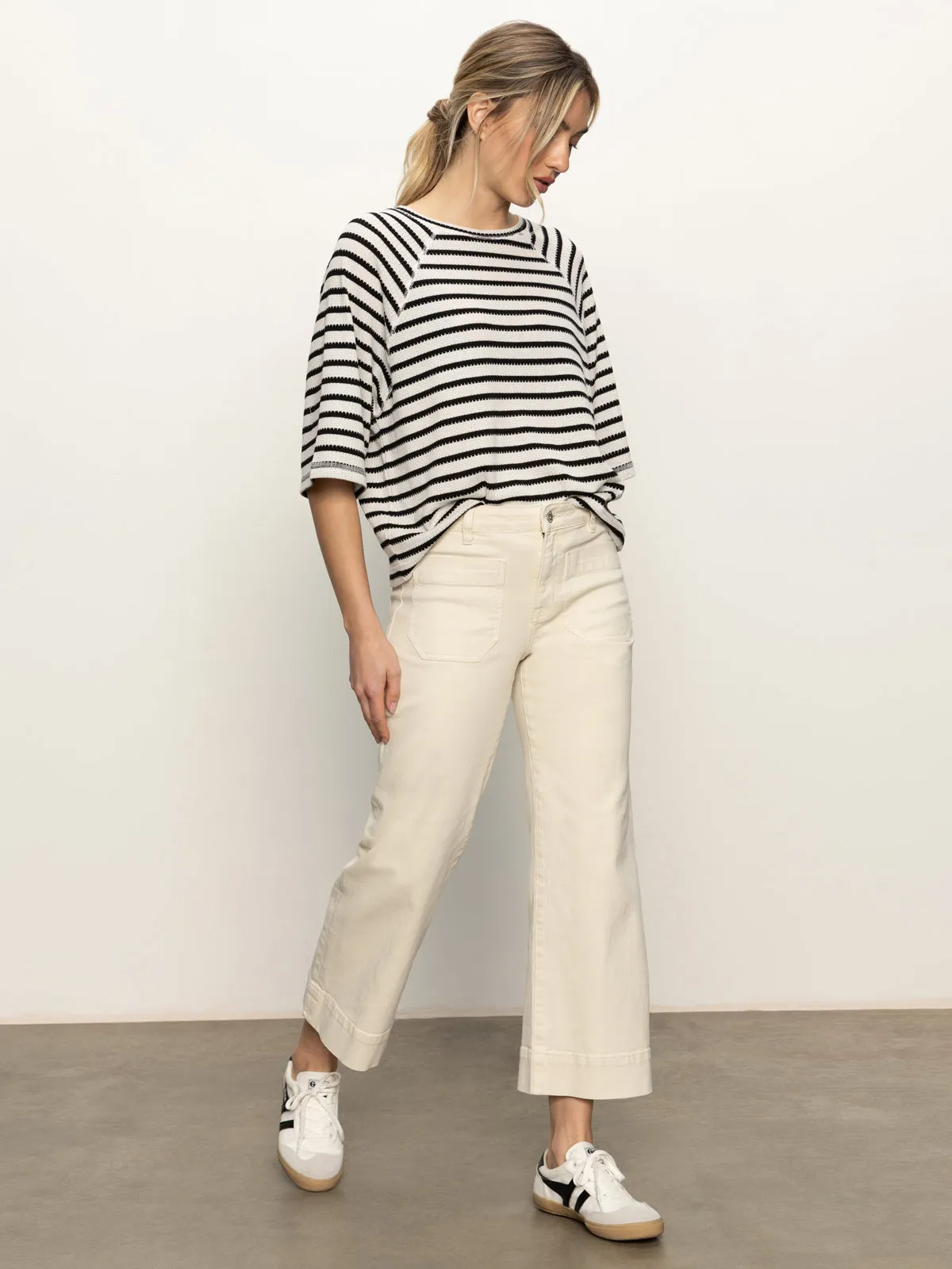 Street Style Trend Breathable Material Boxy Raglan Tee Black with Light Oat Stripe