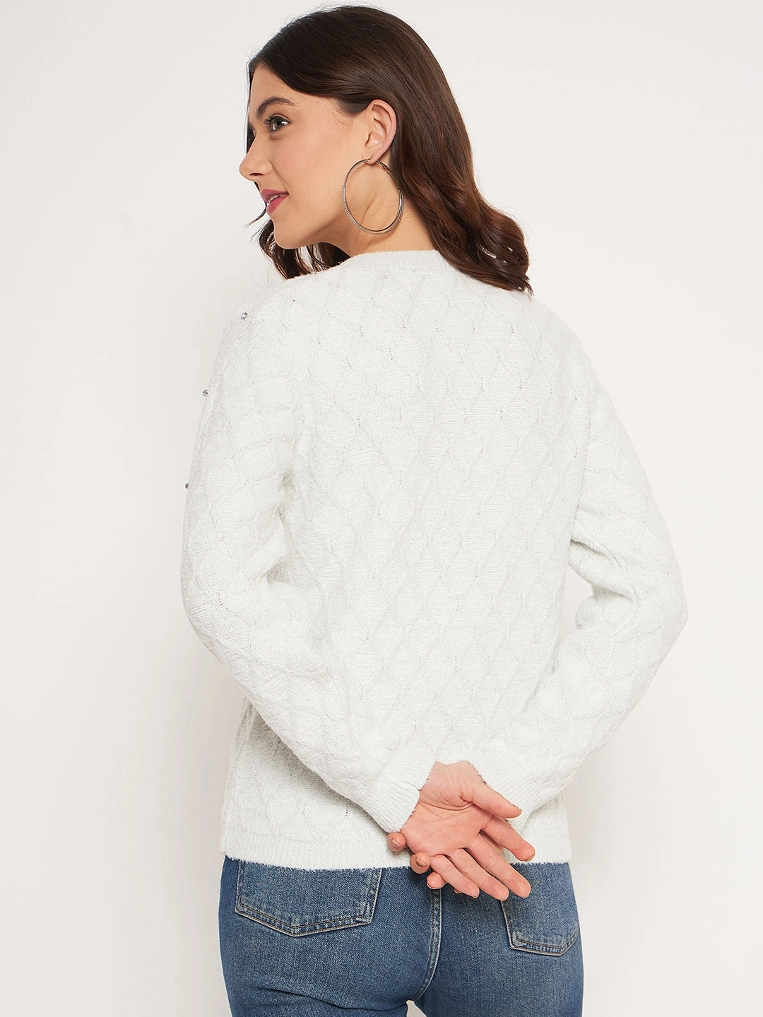 Madame Offwhite Solid Sweater All Day Wear
