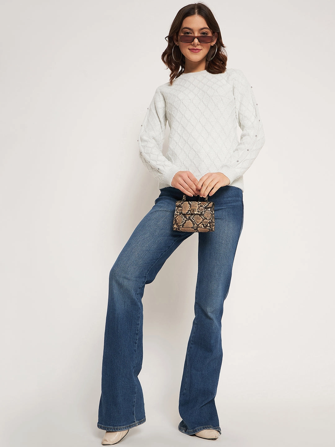 Madame Offwhite Solid Sweater Seamless Construction Design
