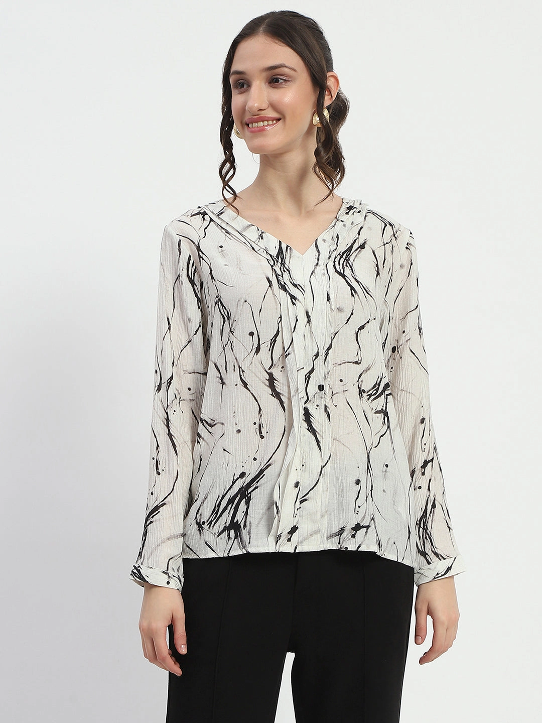 NonIrritatingEdges Built In Odor Control Madame Rayon Blend Abstract Print Off White Top