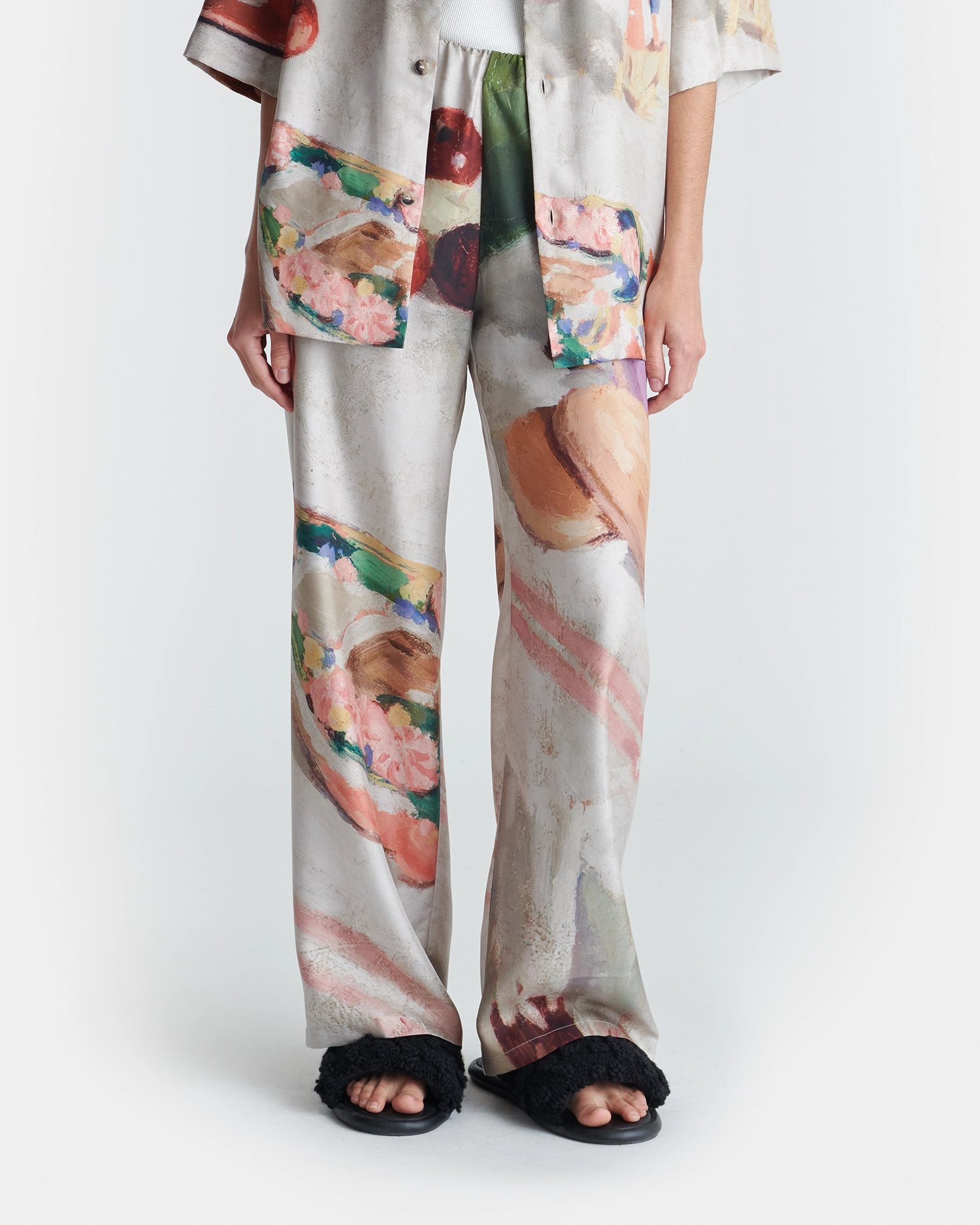 Brenda - Printed Silk Twill Pants - Gingerbread Heart No Gap Waist Construction Breathable Mesh Panels