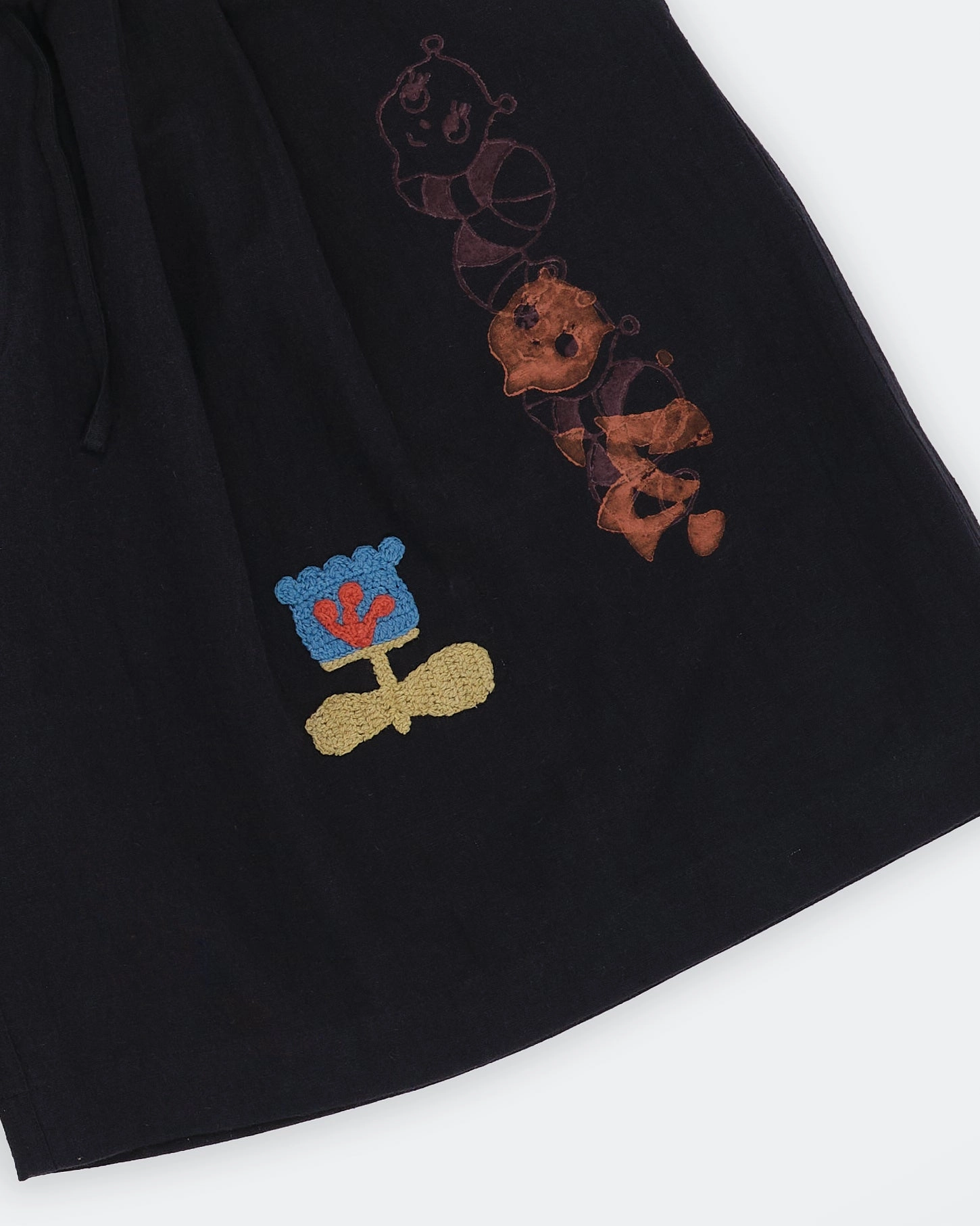 Comfortable Shorts Layered Hem Detail Bridge Shorts - Black Earth Trip