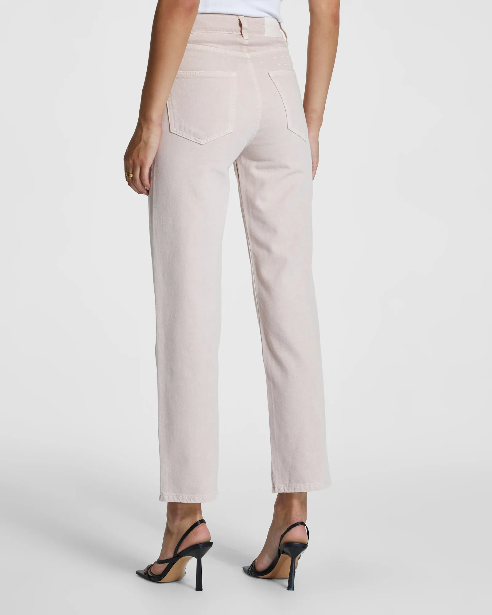 BROOKLYN JEAN BLUSH Outfit Ease