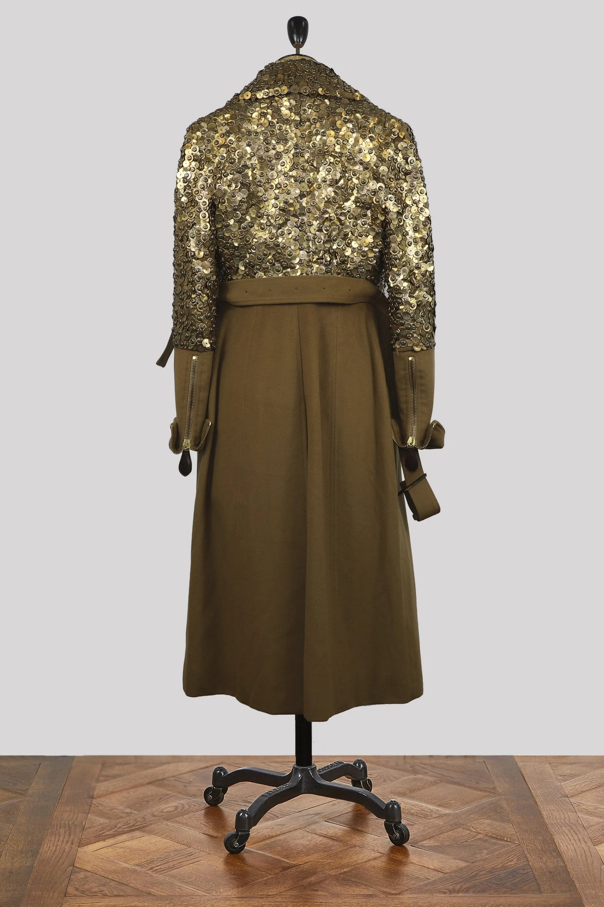 Burberry gold applique and beige trench coat AGC1590