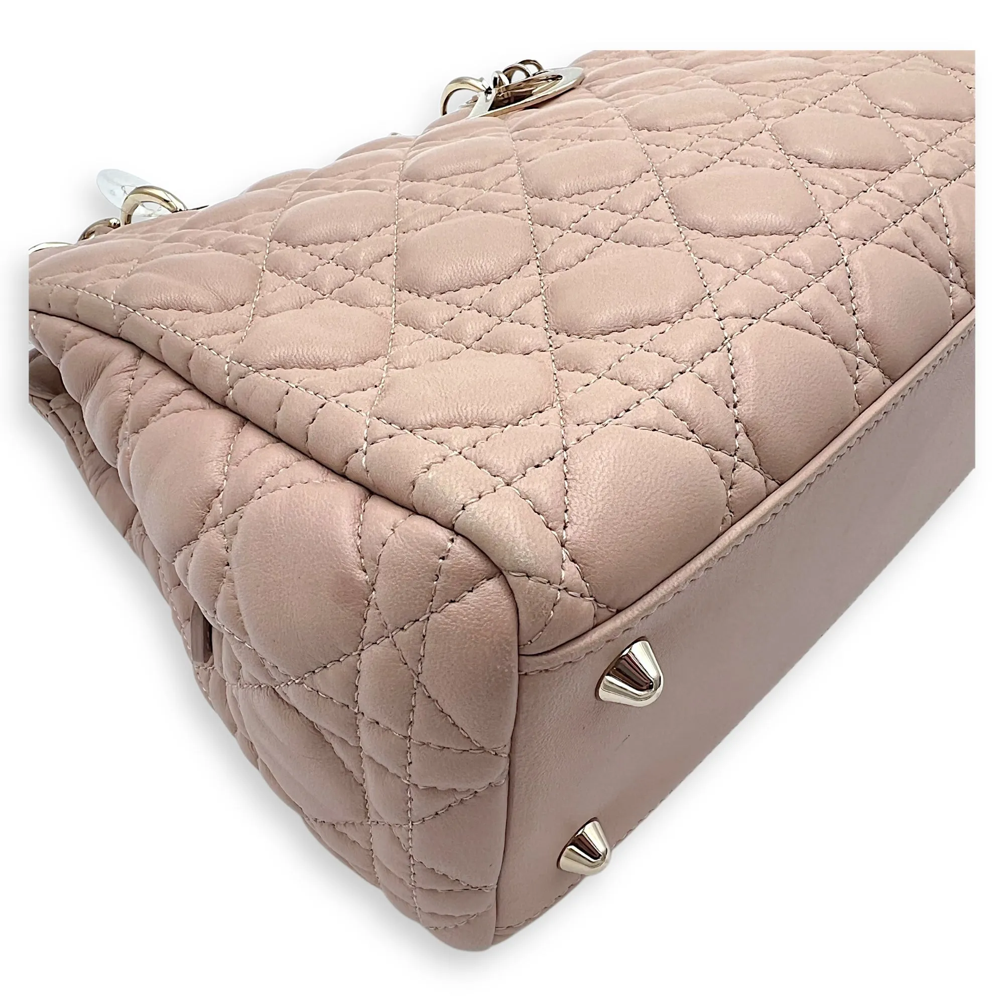 Cannage Tote Bag Beige in Lambskin, Gold hardware